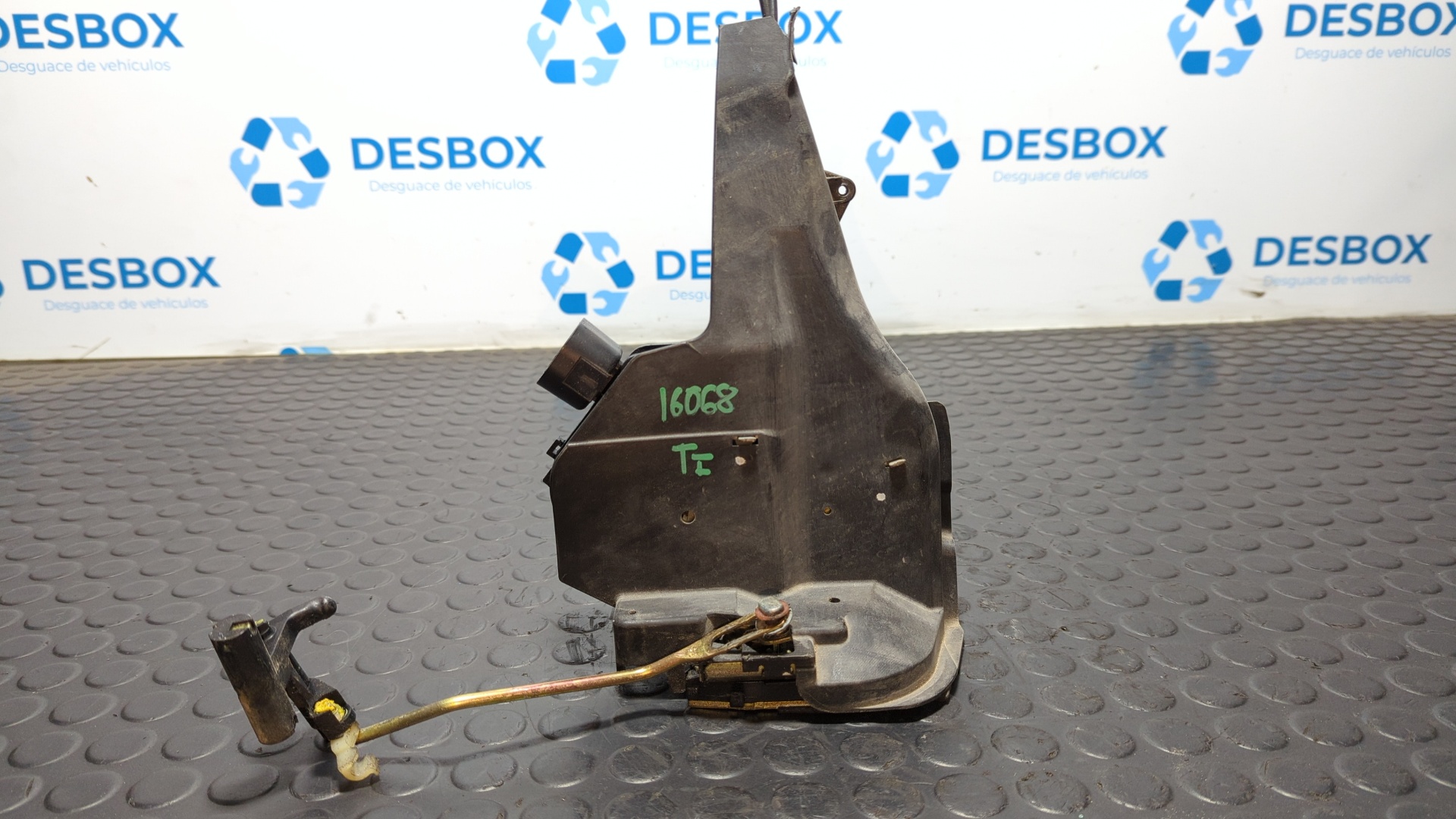 CERRADURA PUERTA TRASERA IZQUIERDA TOYOTA RAV 4 (A2)