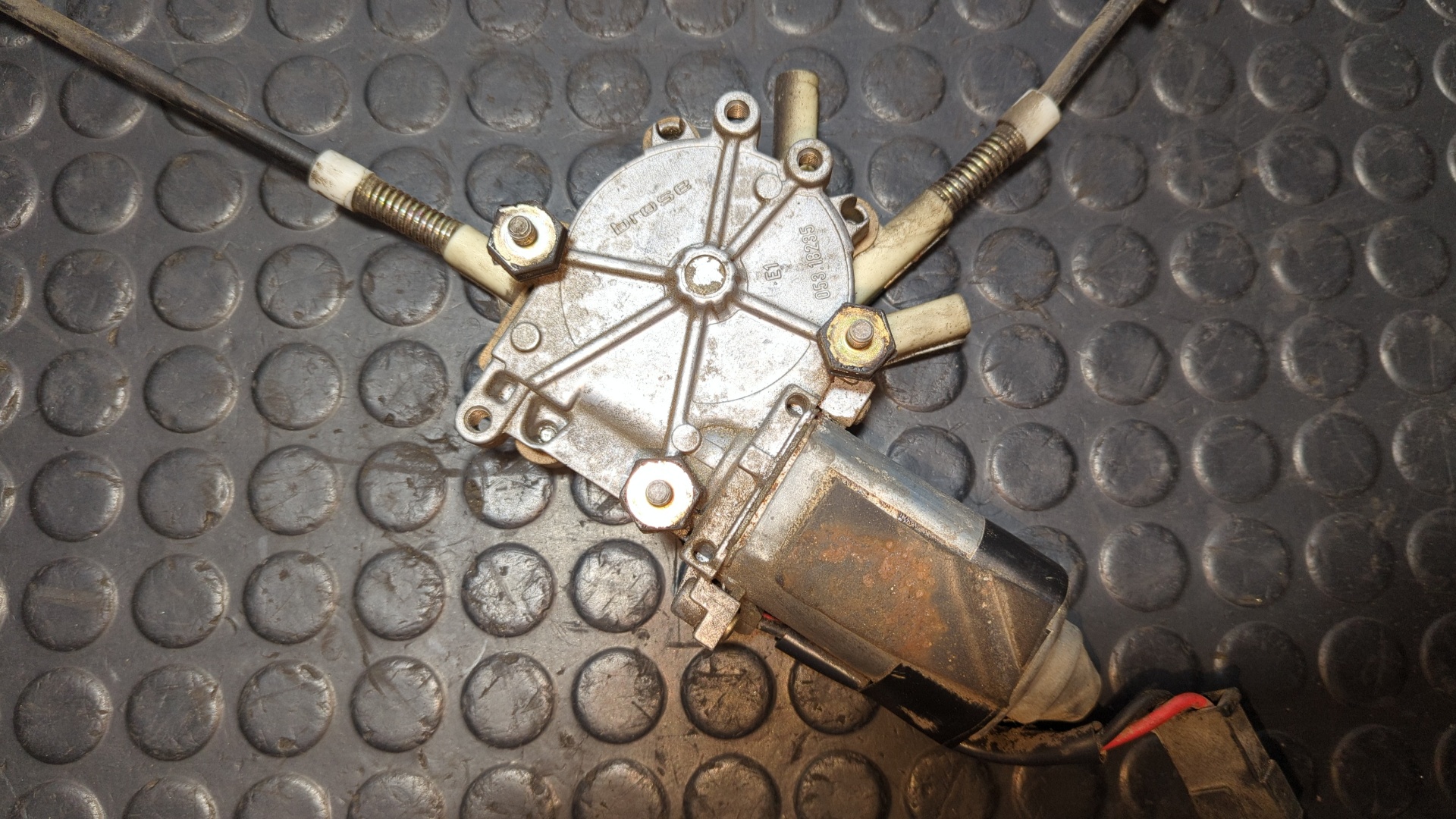 ELEVALUNAS DELANTERO DERECHO VOLKSWAGEN GOLF II (191/193) - vista 2