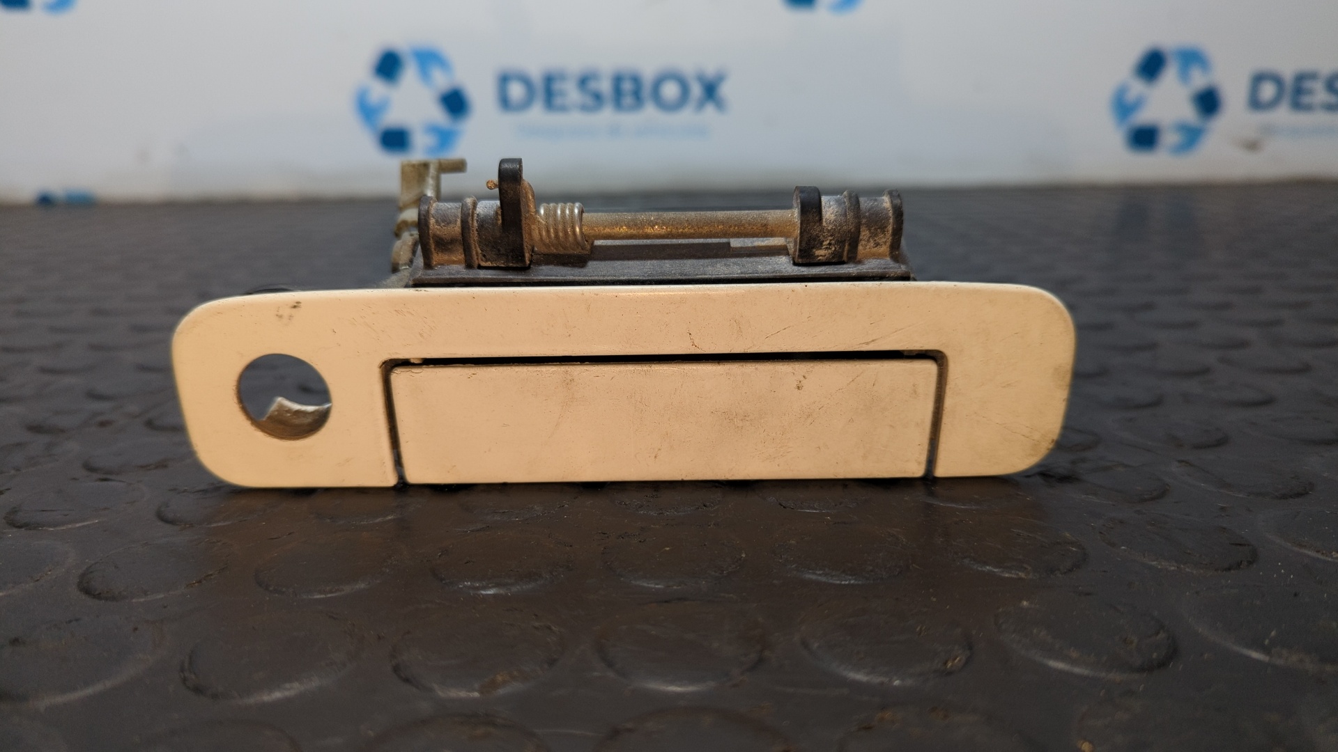 MANETA DELANTERA DERECHA AUDI COUPE (8B3)