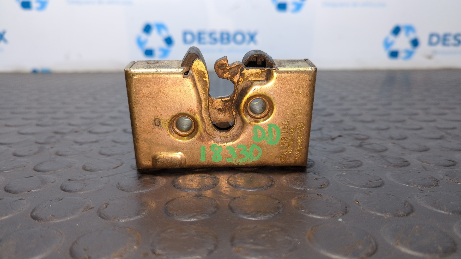 CERRADURA PUERTA DELANTERA DERECHA VOLKSWAGEN POLO (867/871/873)