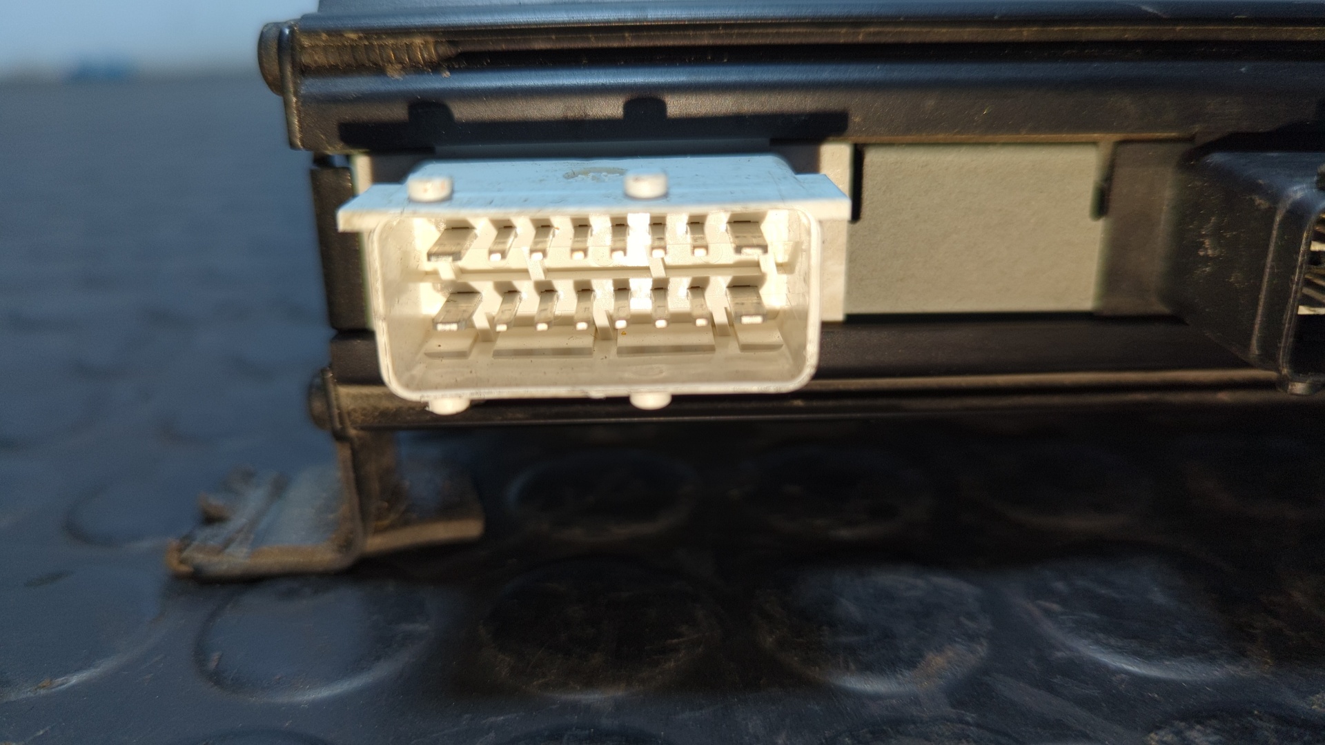 AMPLIFICADOR DE SONIDO PEUGEOT 406 COUPE (S1/S2) - vista 3