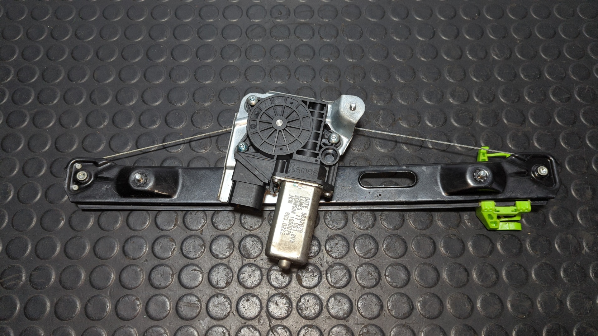 ELEVALUNAS TRASERO DERECHO BMW SERIE 1 BERLINA (E81/E87)