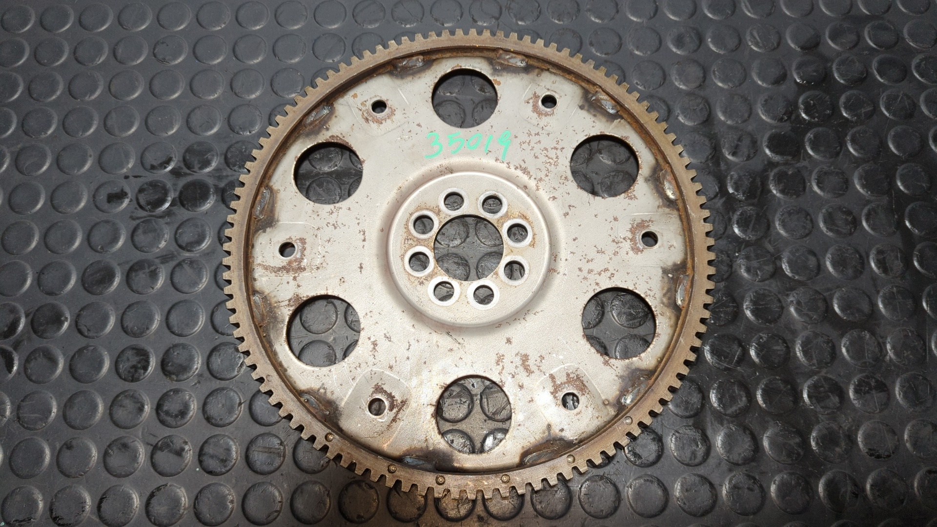 VOLANTE MOTOR TOYOTA HILUX (KUN)