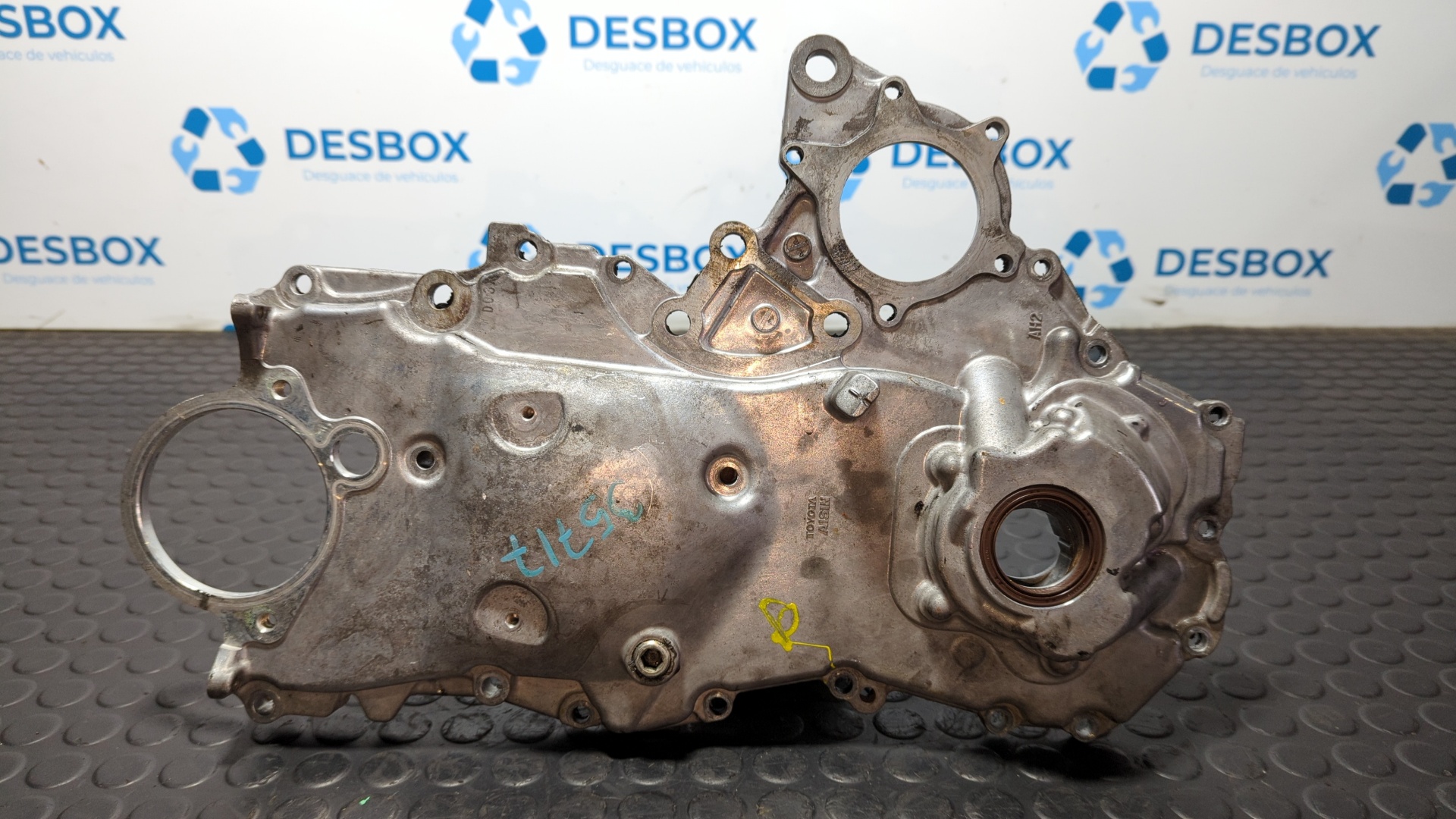 TAPA DISTRIBUCION TOYOTA AURIS