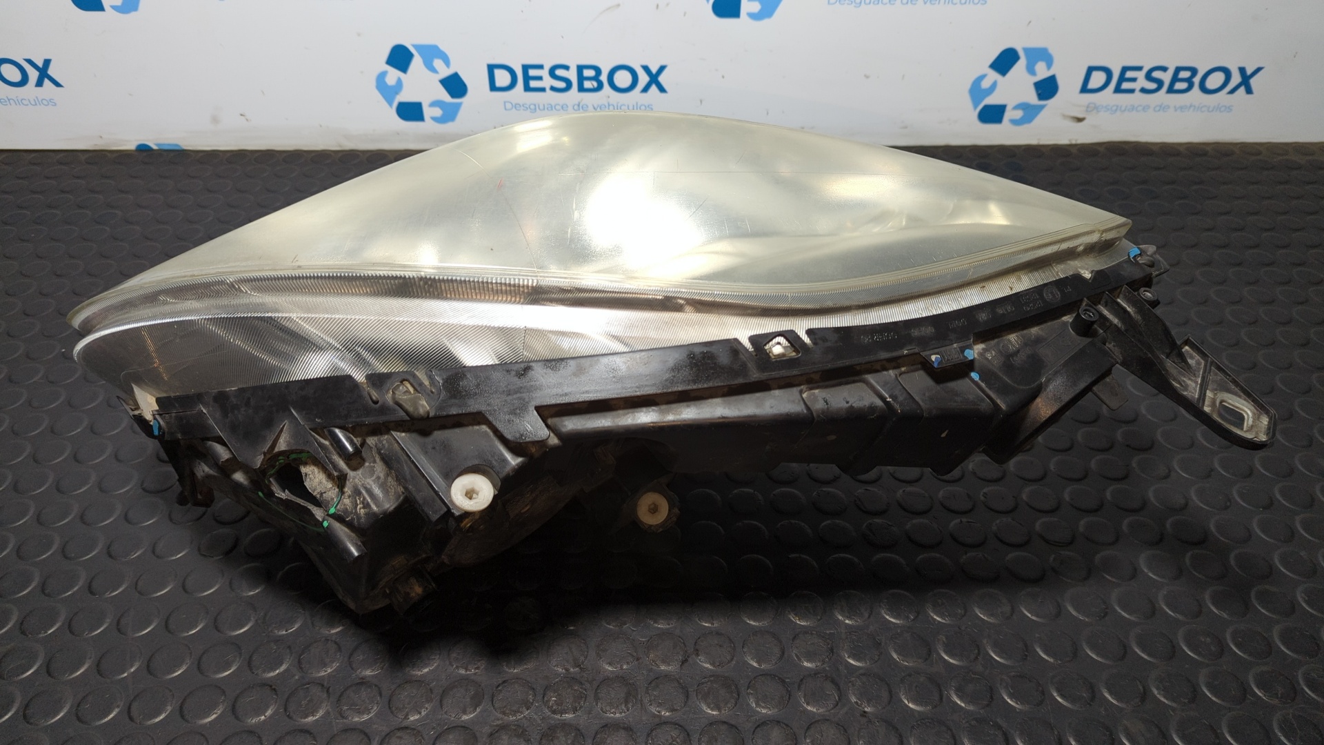 FARO DERECHO IVECO DAILY CAJA CERRADA (2006 =>) - vista 4