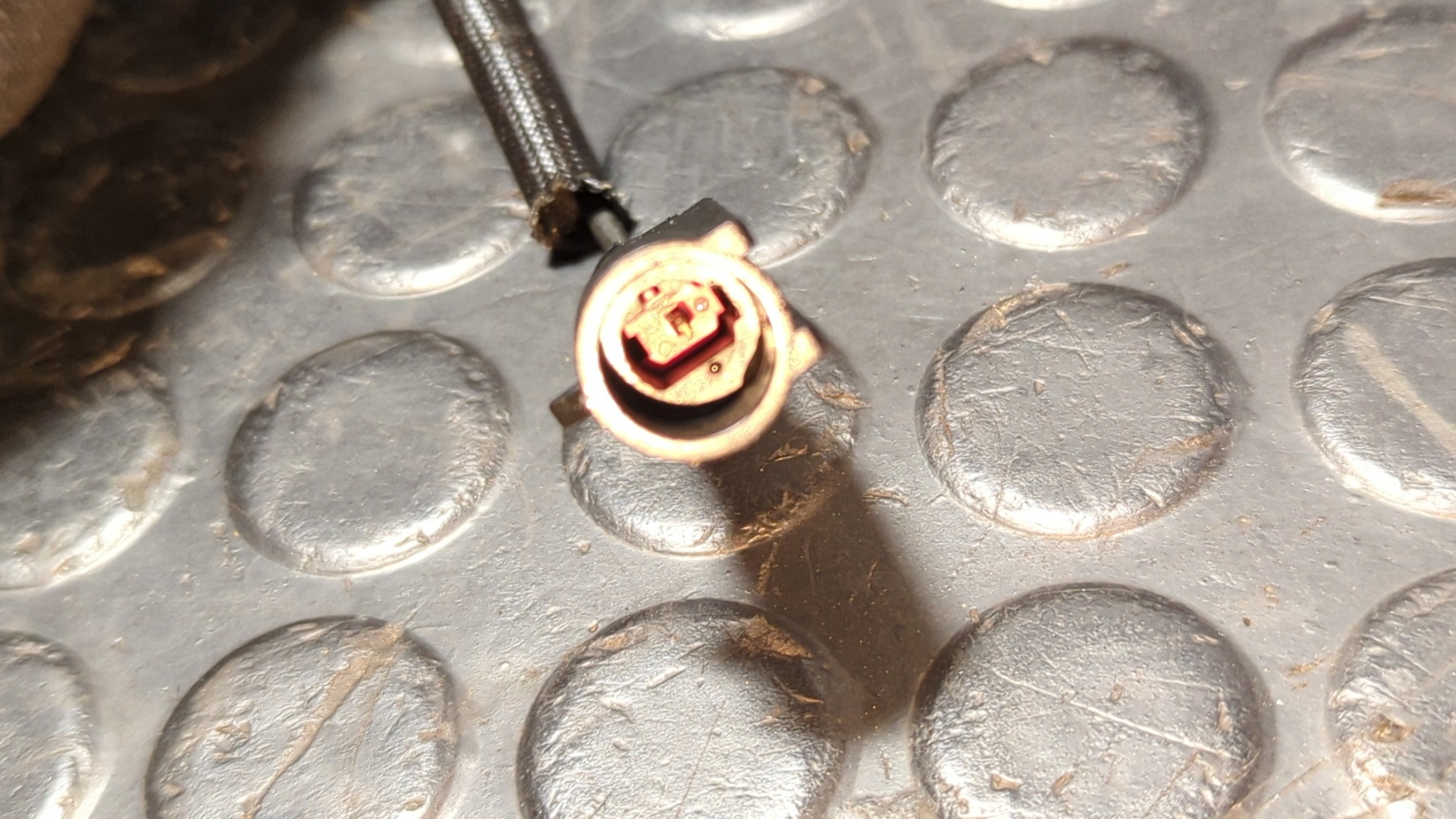 COMPRESOR AIRE ACONDICIONADO IVECO DAILY CAJA CERRADA (2006 =>) - vista 3