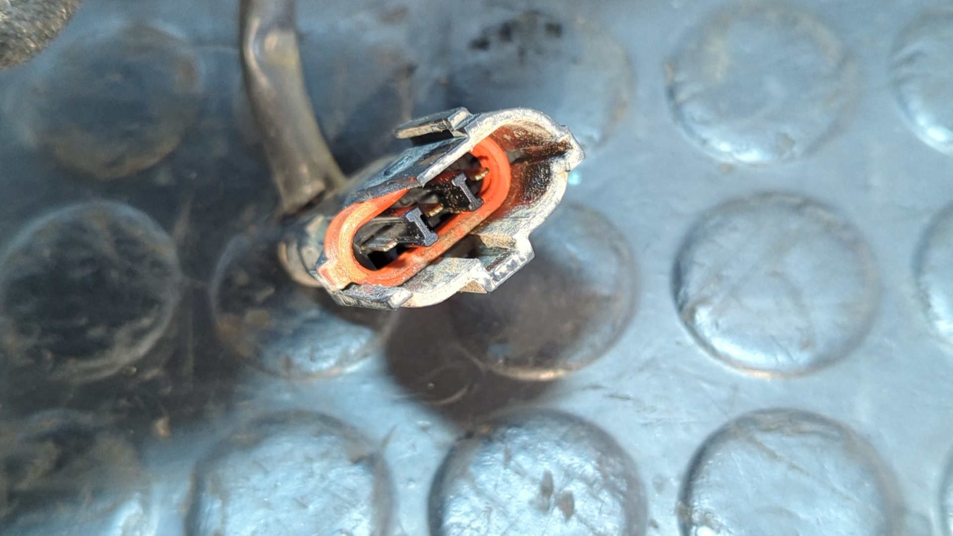 AFORADOR HYUNDAI H 100 - vista 3