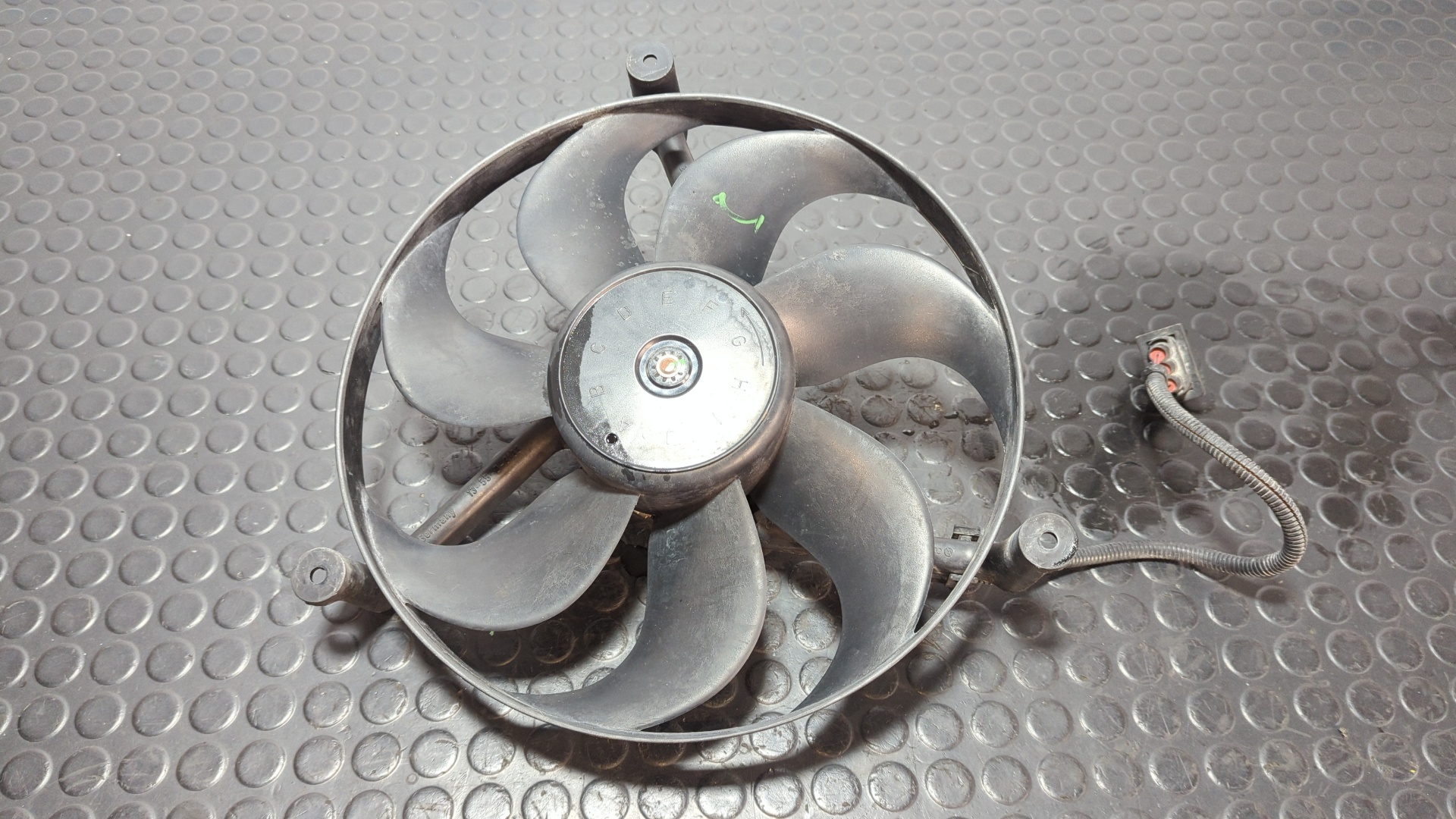 ELECTROVENTILADOR VOLKSWAGEN GOLF IV BERLINA (1J1)