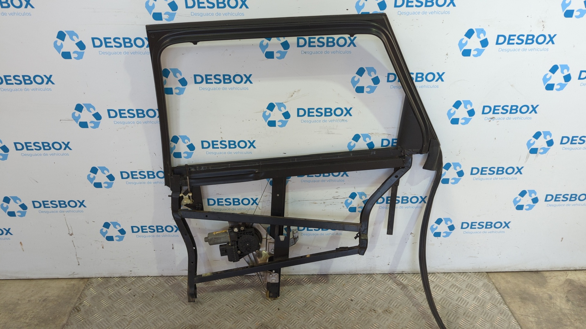 ELEVALUNAS TRASERO DERECHO AUDI ALLROAD QUATTRO (4B5) - vista 2