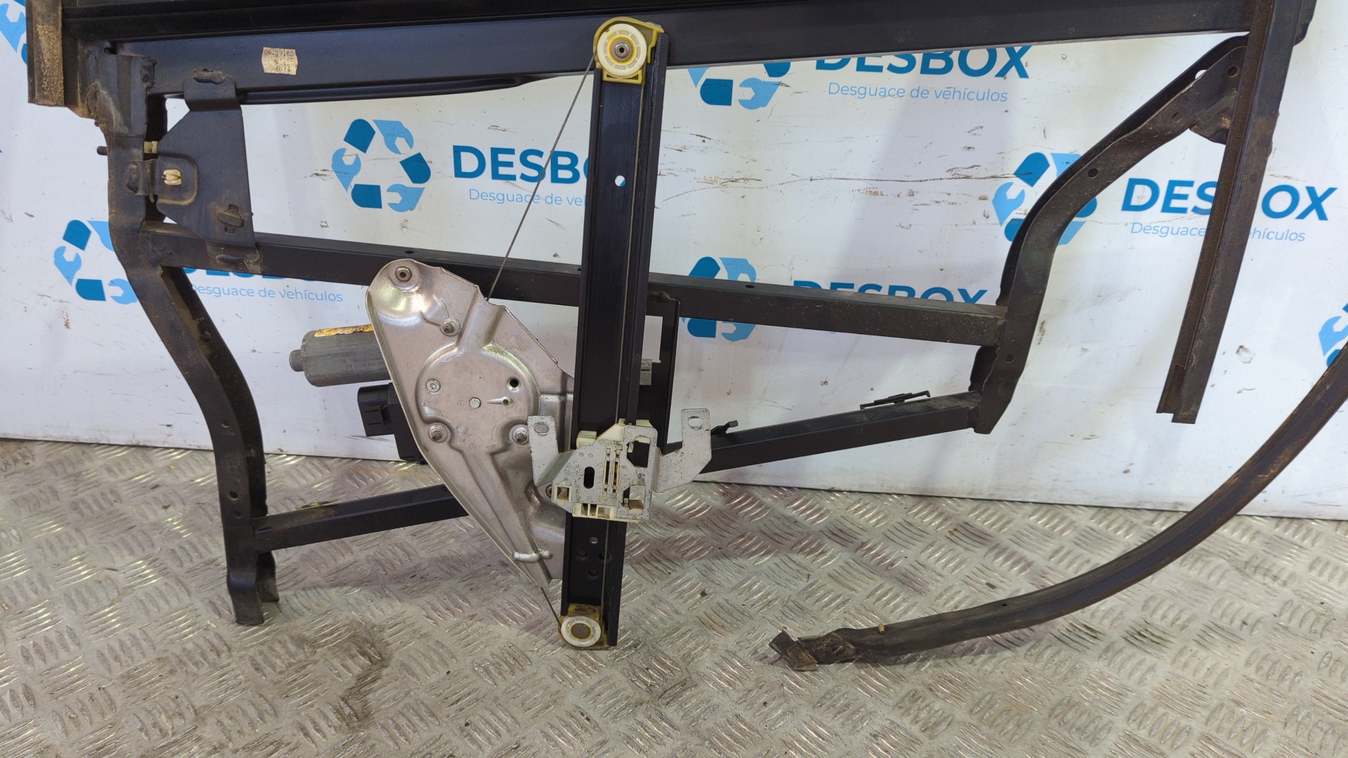 ELEVALUNAS TRASERO IZQUIERDO AUDI ALLROAD QUATTRO (4B5) - vista 4