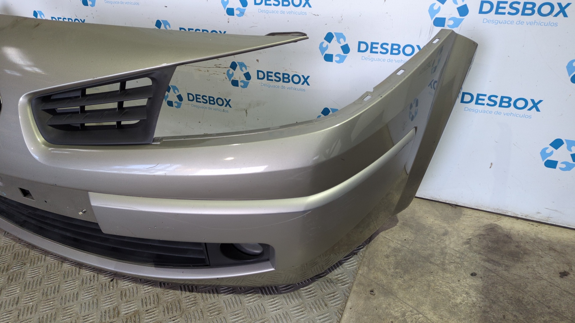 PARAGOLPES DELANTERO RENAULT MEGANE II BERLINA 3P - vista 2