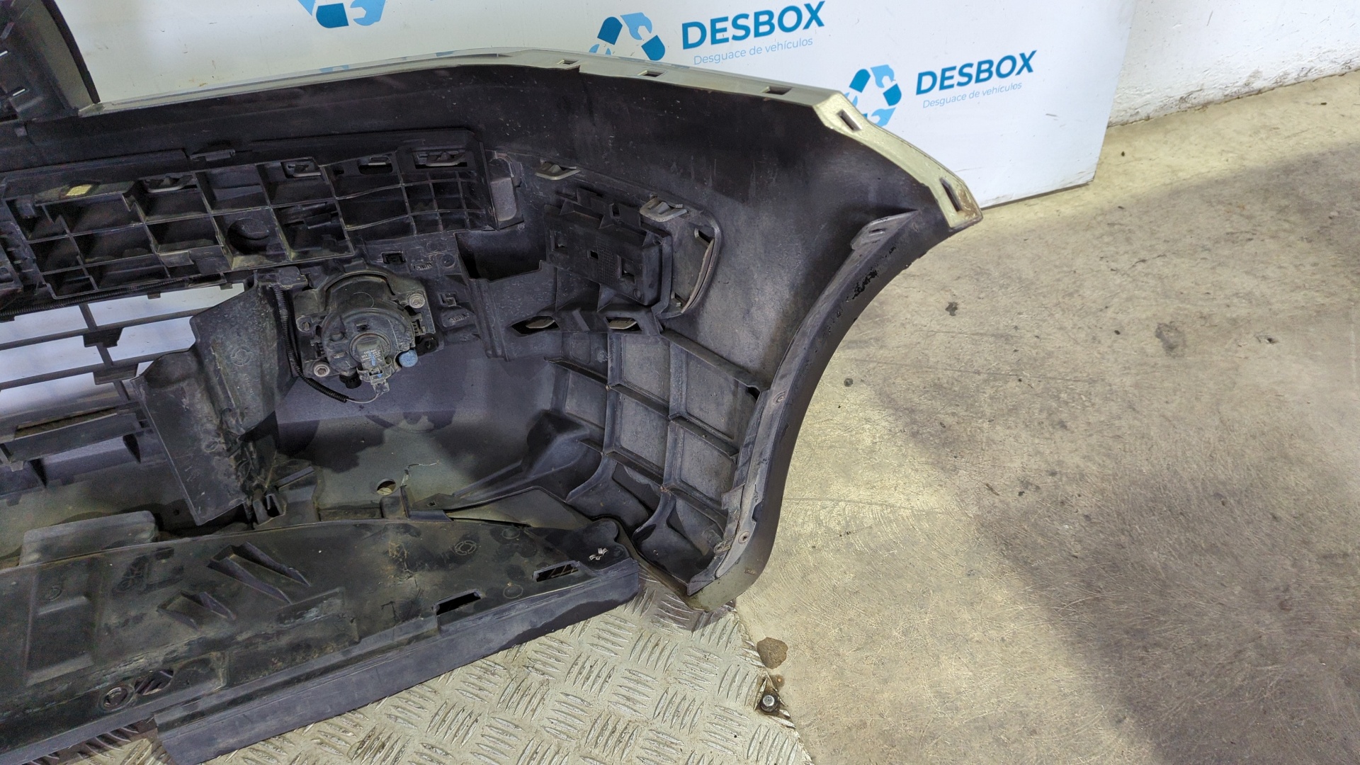 PARAGOLPES DELANTERO RENAULT MEGANE II BERLINA 3P - vista 3