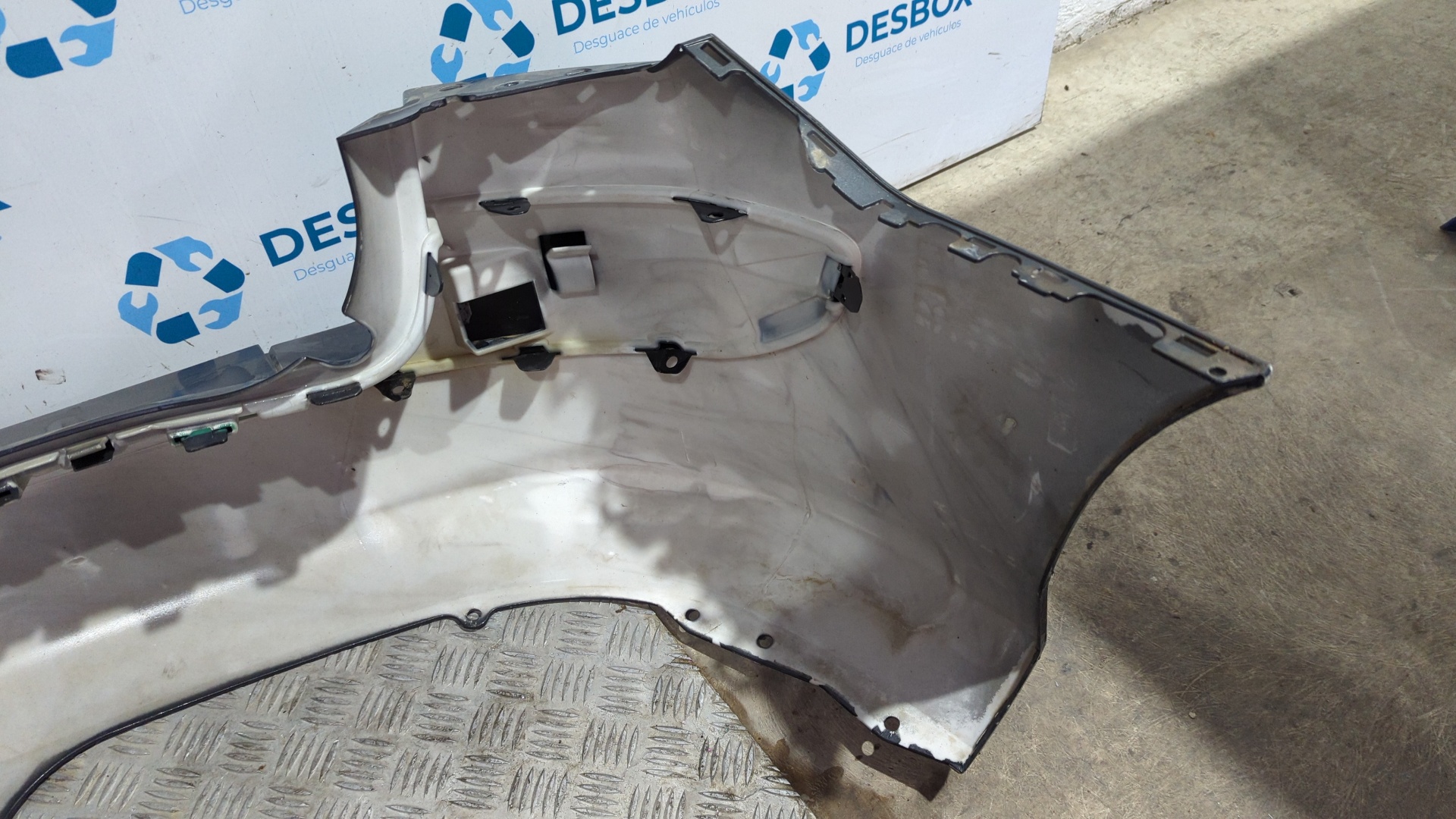PARAGOLPES TRASERO PEUGEOT 308 - vista 4