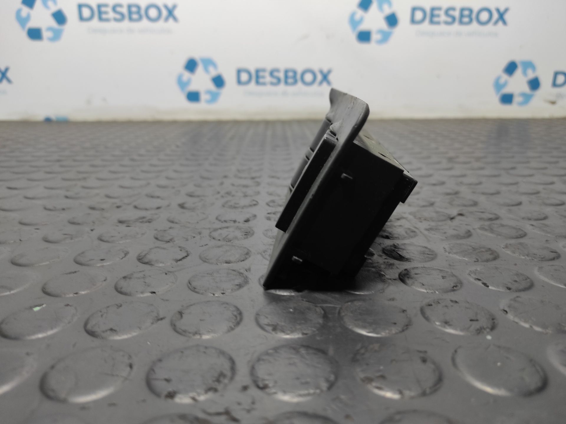 MANDO ELEVALUNAS DELANTERO IZQUIERDO AUDI ALLROAD QUATTRO (4B5) - vista 4