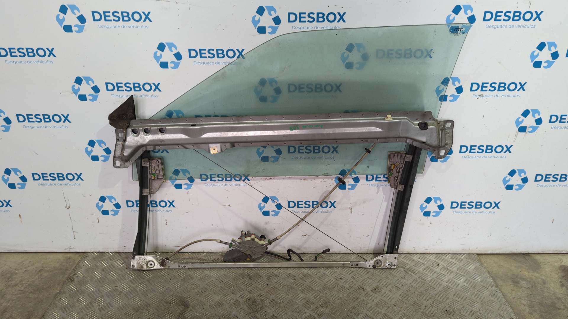 ELEVALUNAS 3P DERECHO AUDI COUPE (8B3) - vista 2