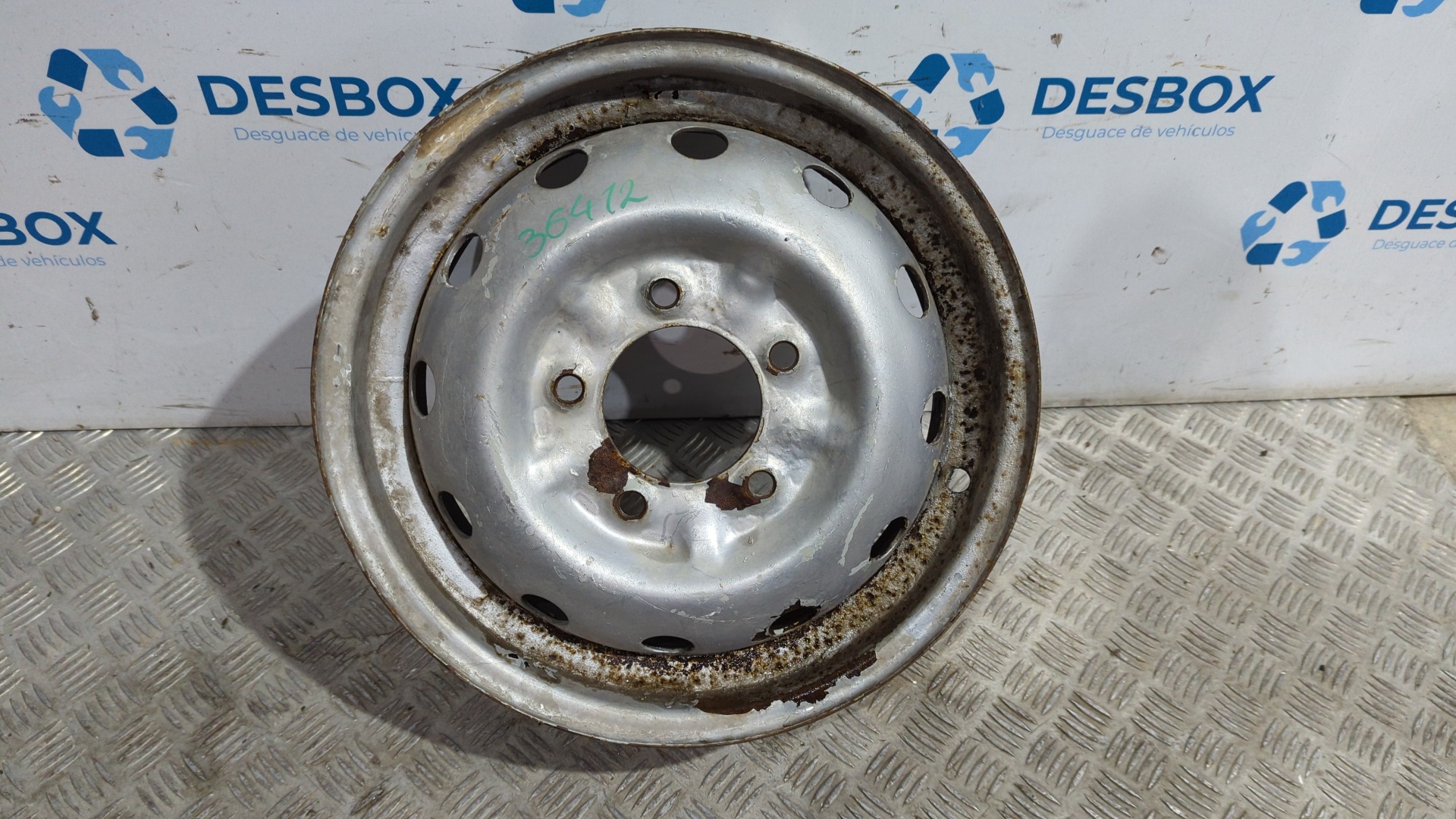 JUEGO LLANTAS LADA NIVA ( 2121 / 21213 / 21214 / 21215 ) - vista 5