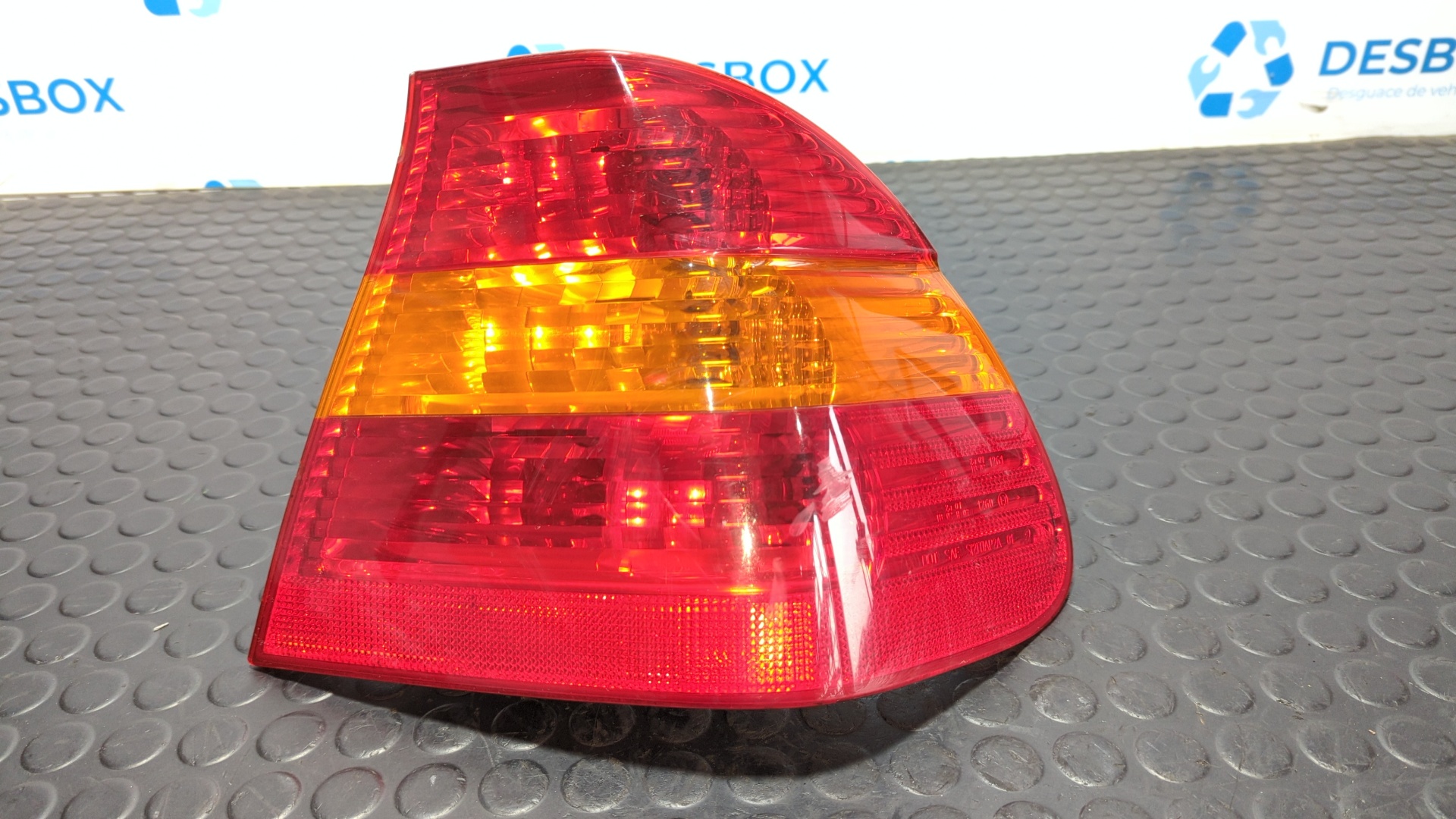 PILOTO TRASERO DERECHO BMW SERIE 3 BERLINA (E46)