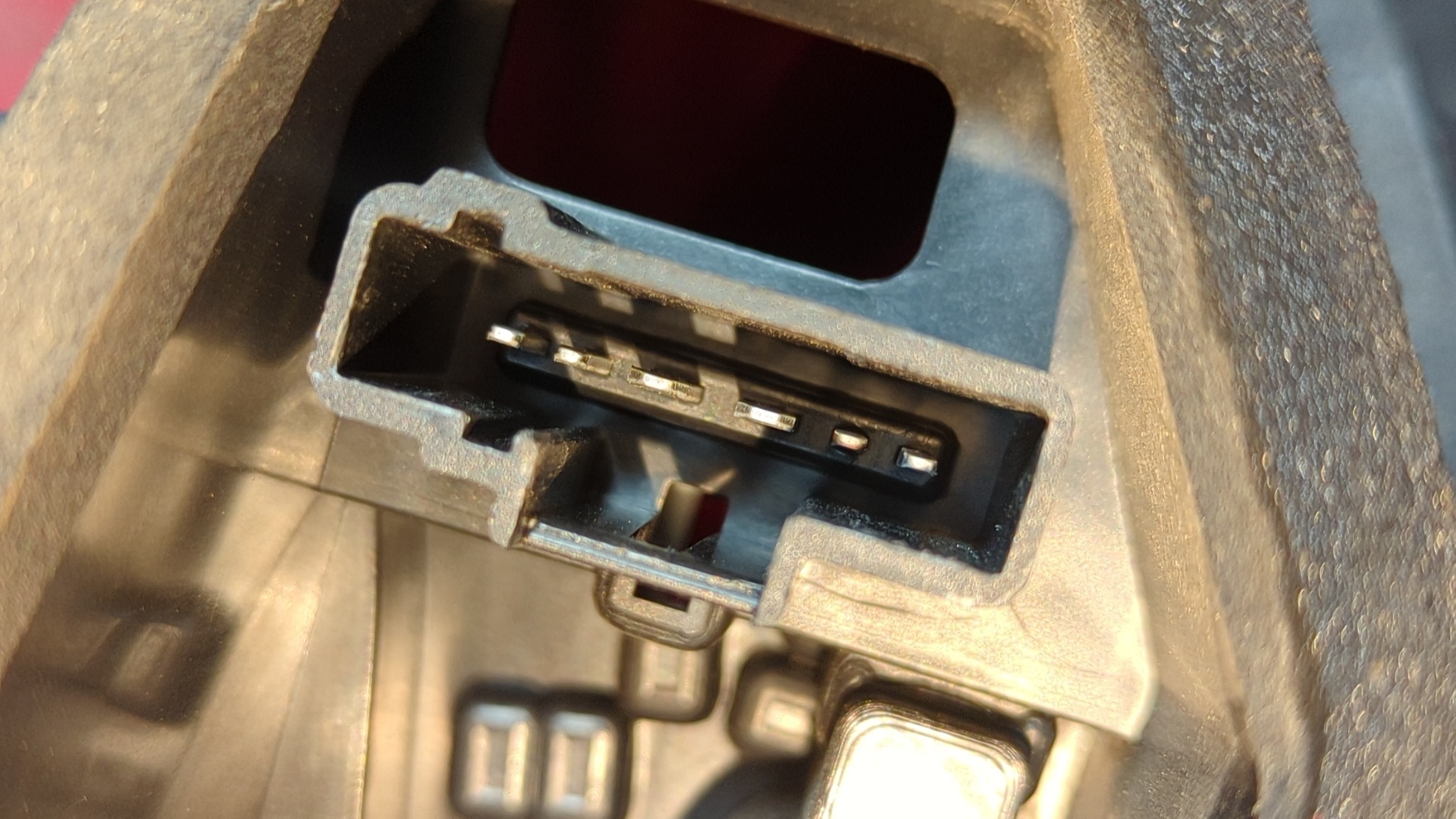 PILOTO TRASERO DERECHO PEUGEOT 207 - vista 2