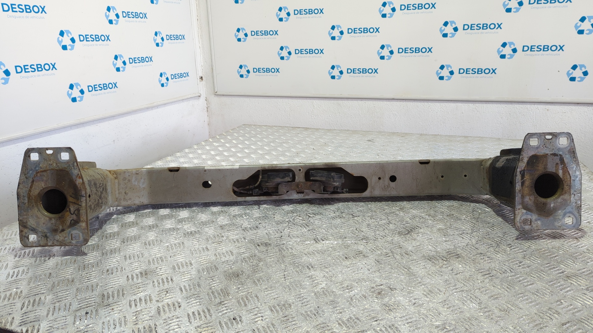 REFUERZO PARAGOLPES DELANTERO LAND ROVER FREELANDER (LR2) - vista 3