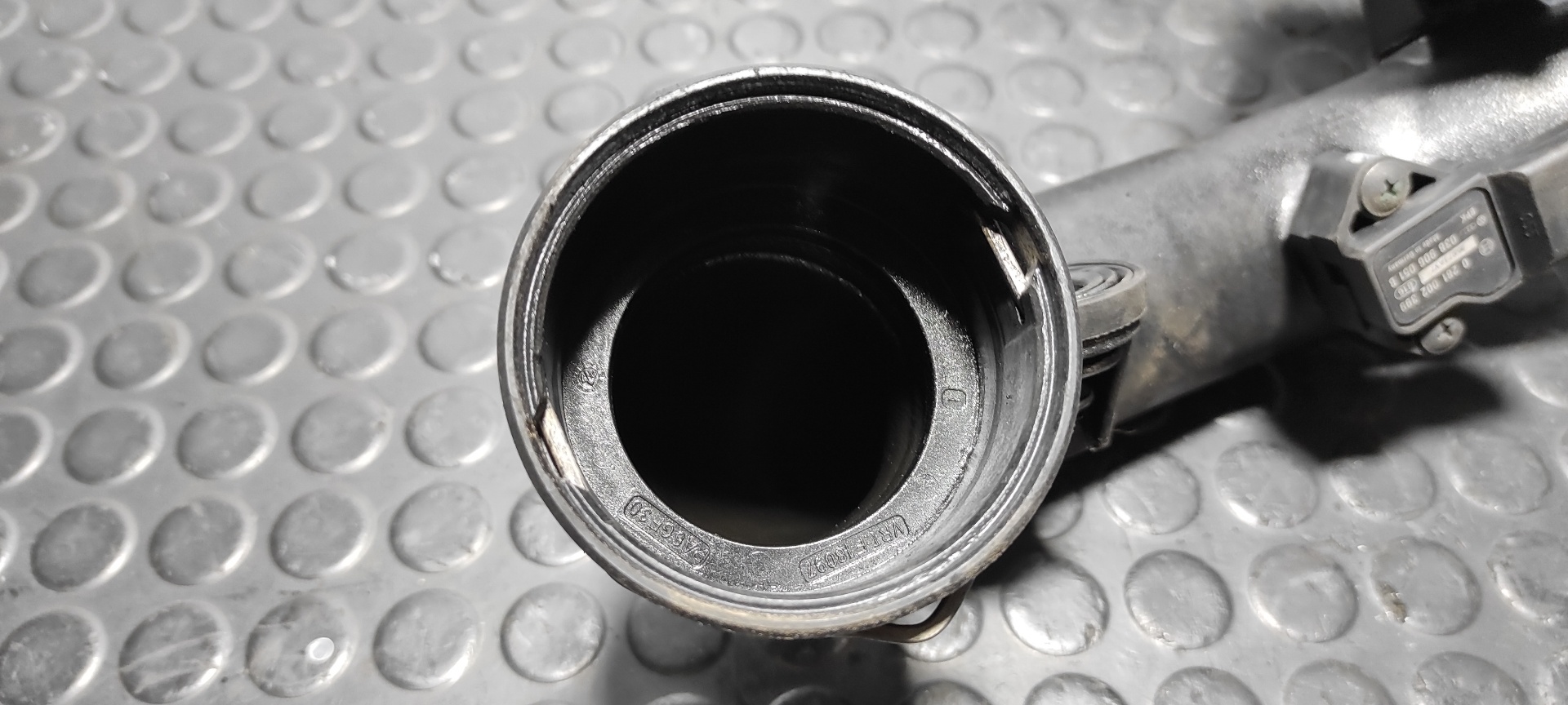 TUBO VOLKSWAGEN GOLF V VARIANT (1K5) - vista 2