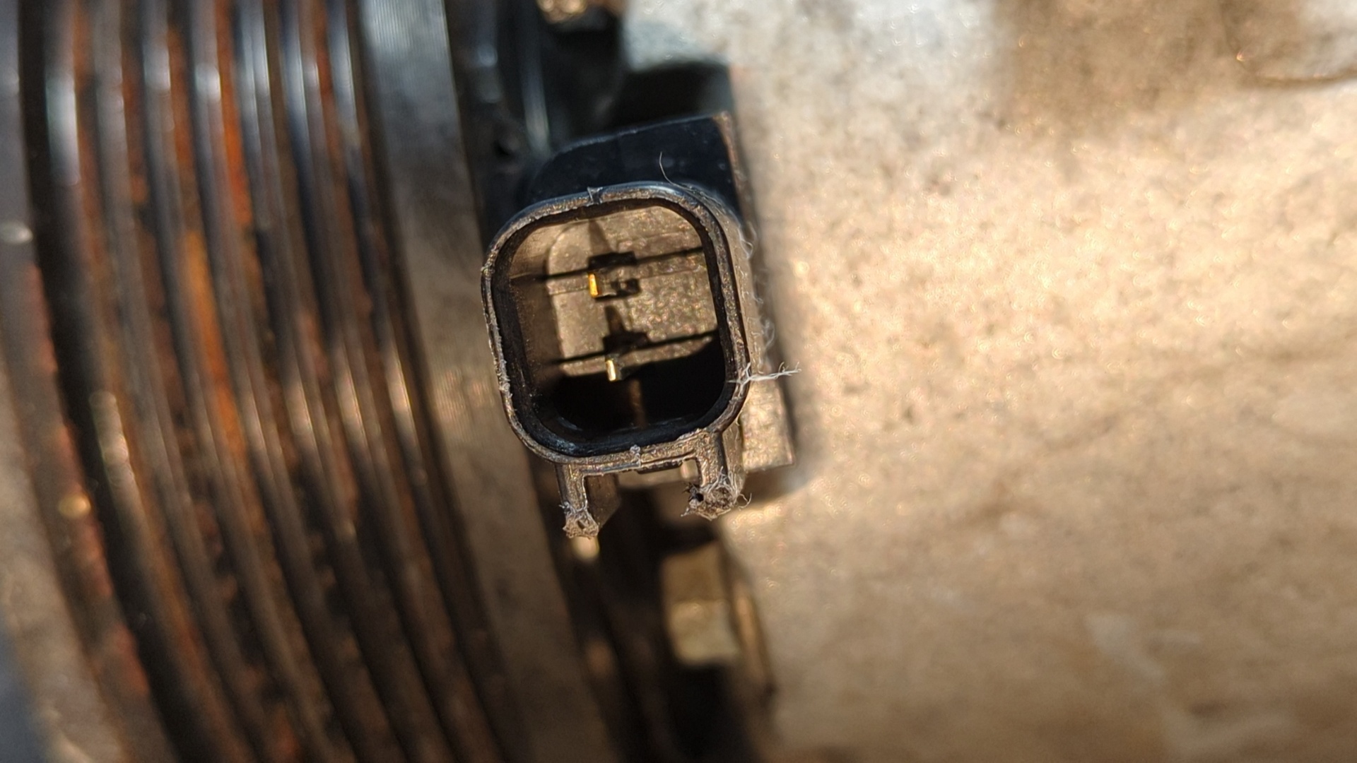 COMPRESOR AIRE ACONDICIONADO LAND ROVER FREELANDER (LR2) - vista 4