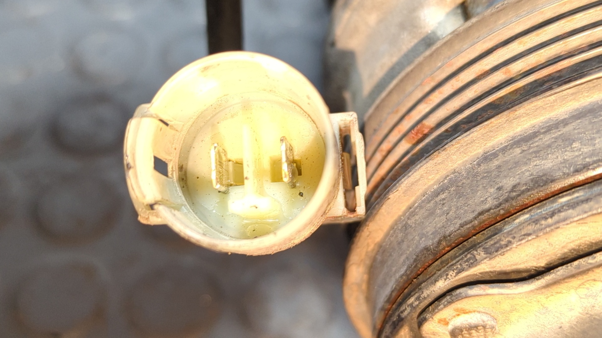 COMPRESOR AIRE ACONDICIONADO LAND ROVER DISCOVERY (SALLJG/LJ) - vista 2