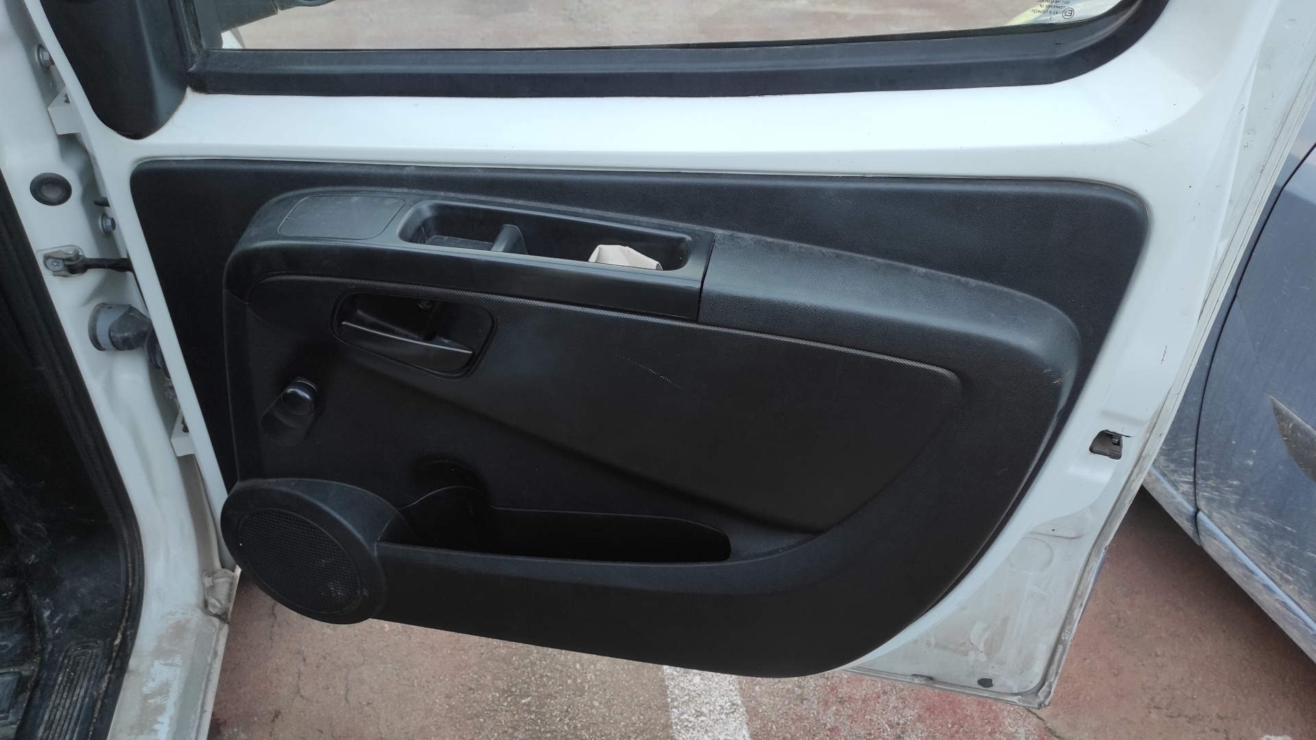 PILOTO TRASERO IZQUIERDO FIAT FIORINO - recambio desguace - vista 13