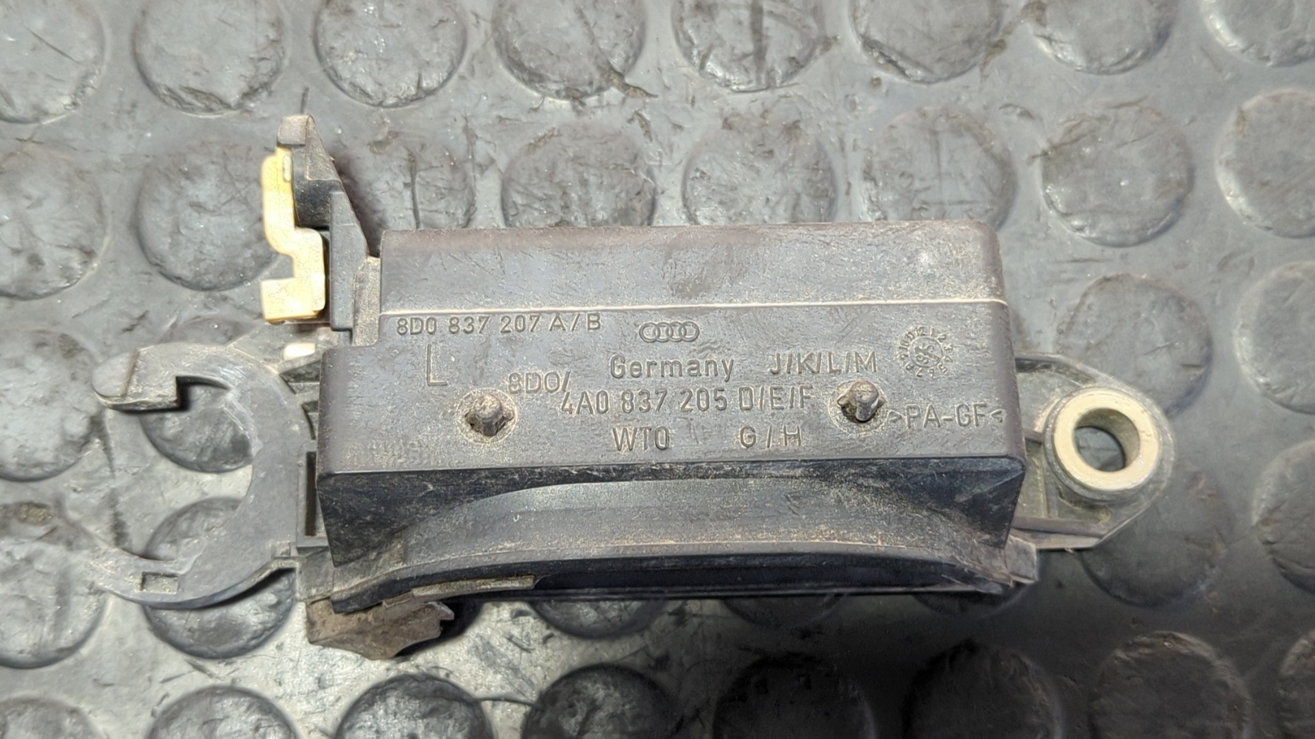 MANETA DELANTERA IZQUIERDA AUDI A4 BERLINA (B5) - vista 2