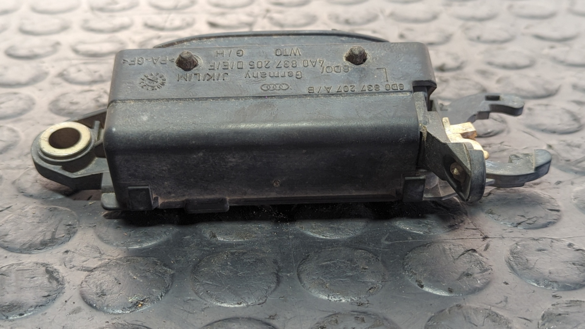 MANETA DELANTERA IZQUIERDA AUDI A4 BERLINA (B5) - vista 4