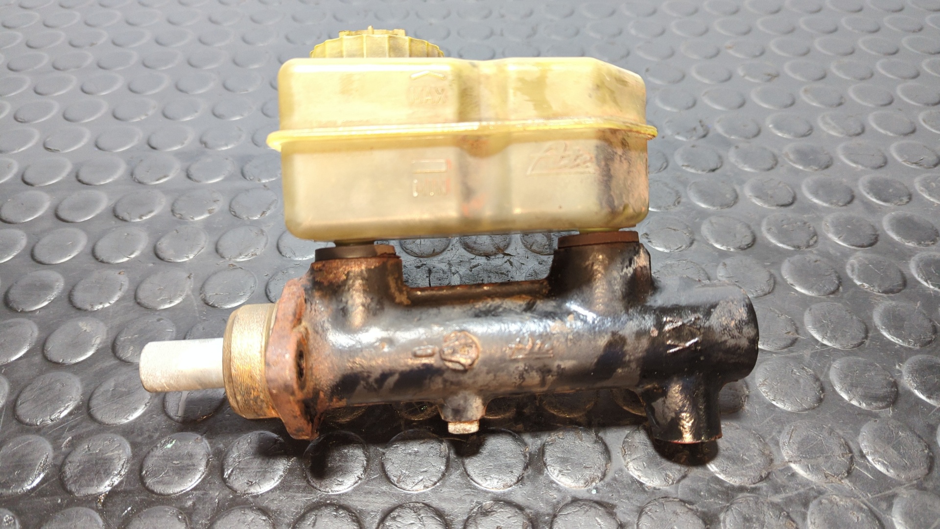 BOMBA FRENO BMW SERIE 5 (E12) - vista 2