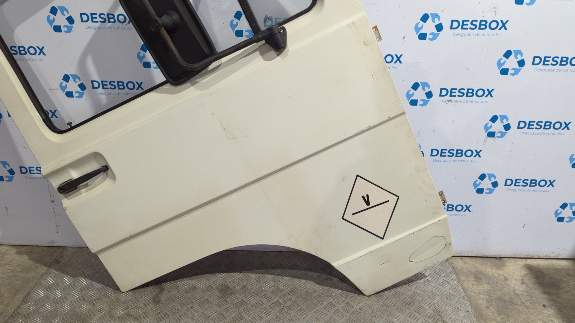 PUERTA DELANTERA DERECHA VOLKSWAGEN LT CAJA - vista 4