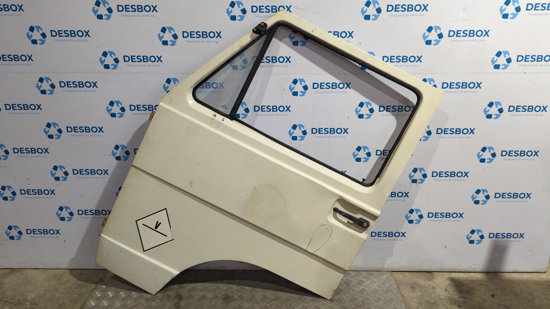PUERTA DELANTERA IZQUIERDA VOLKSWAGEN LT CAJA