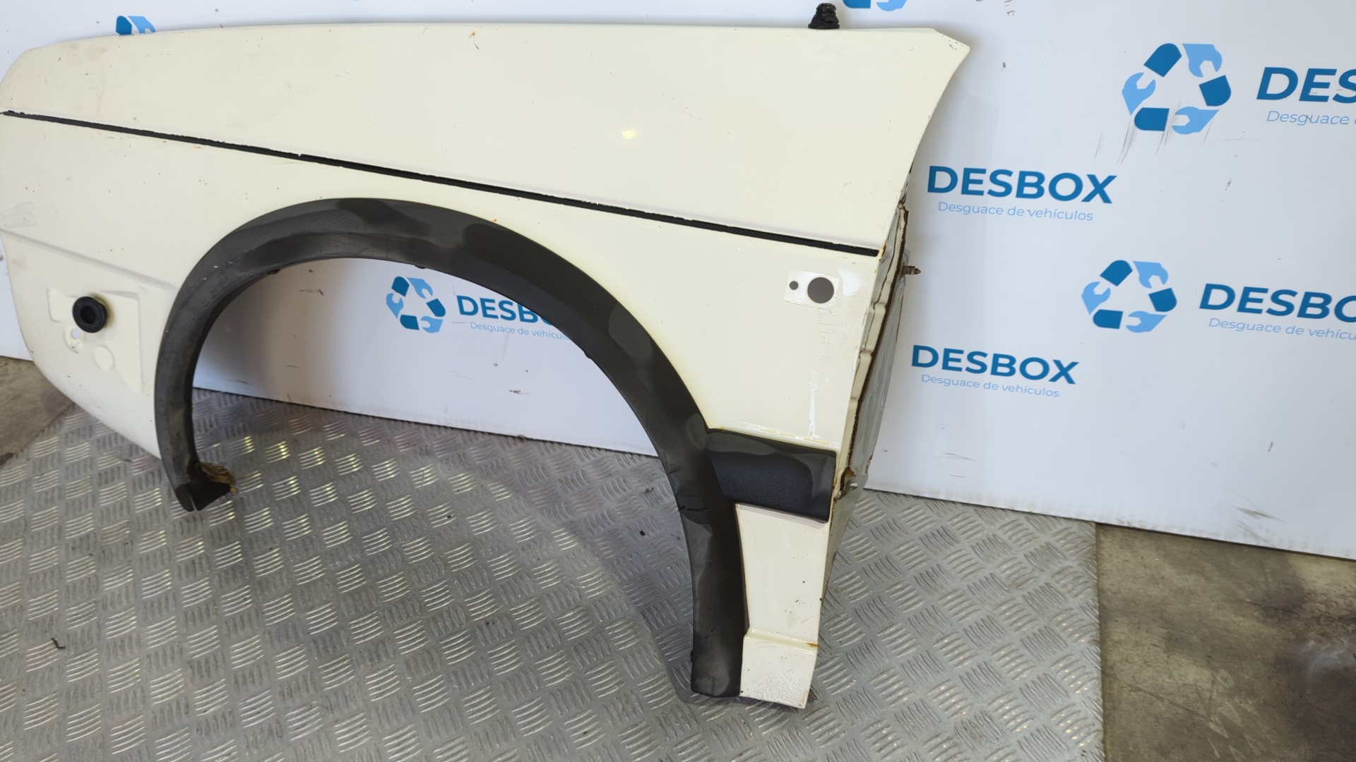 ALETA DELANTERA IZQUIERDA VOLKSWAGEN GOLF II (191/193) - vista 4