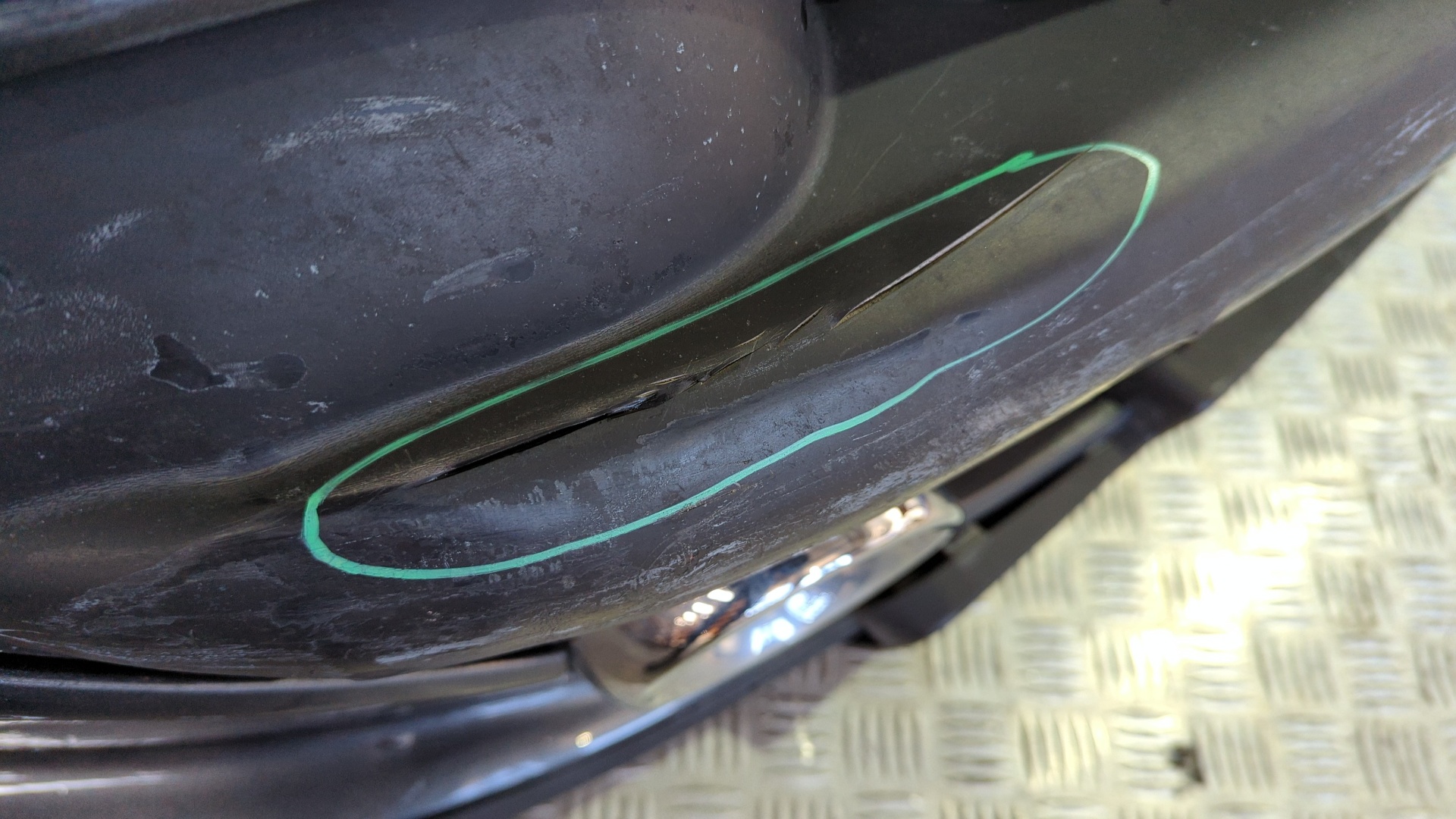 PARAGOLPES DELANTERO PEUGEOT 207 SW - vista 4