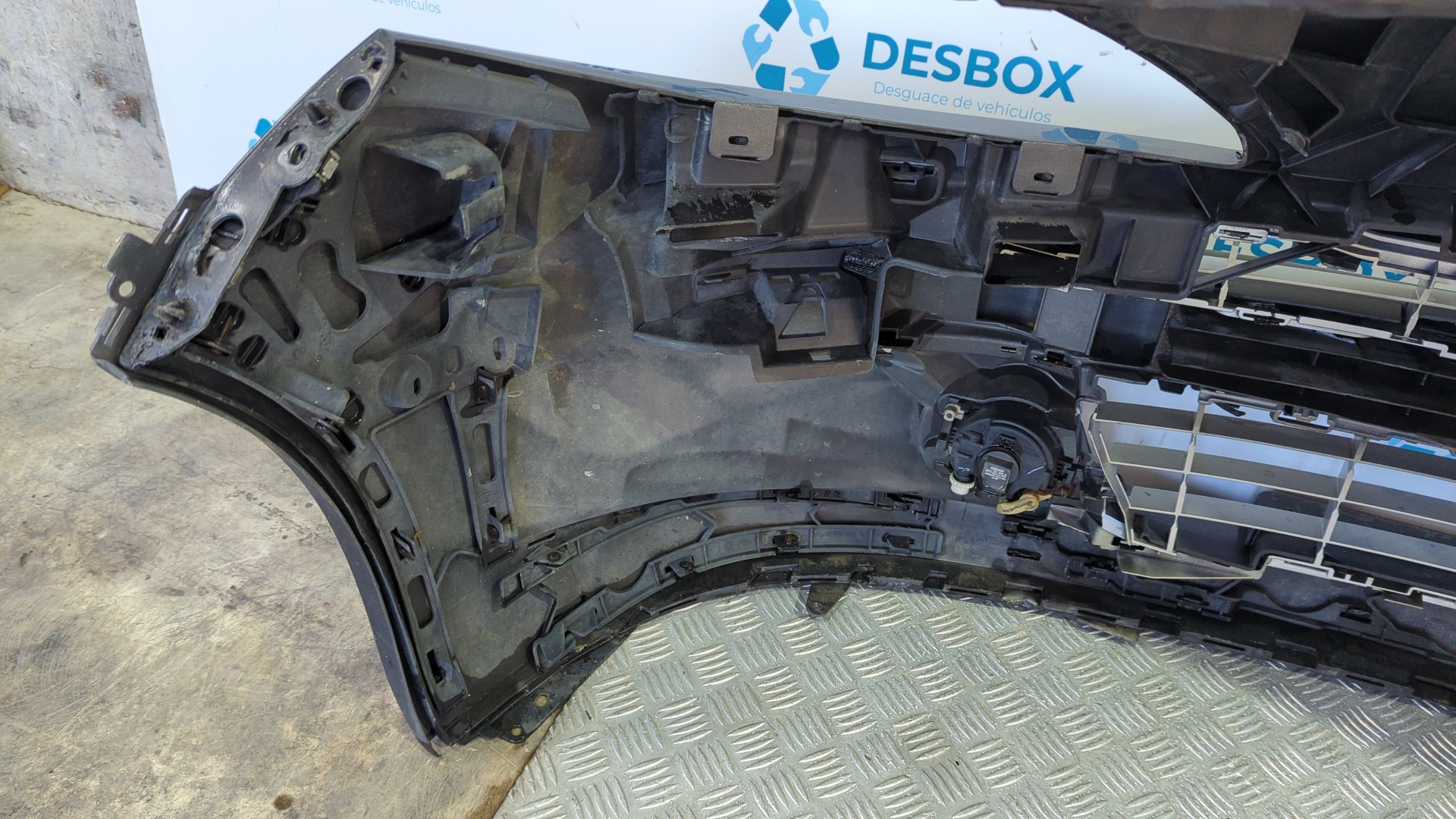 PARAGOLPES DELANTERO PEUGEOT 207 SW - vista 2