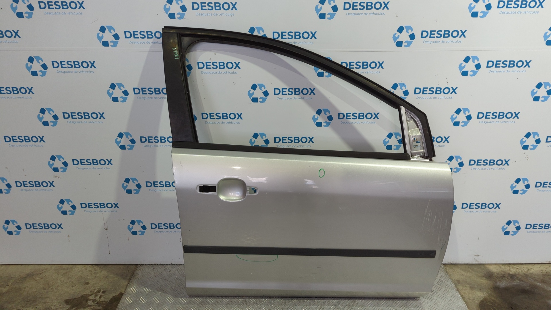 PUERTA DELANTERA DERECHA FORD FOCUS BERLINA (CAP)
