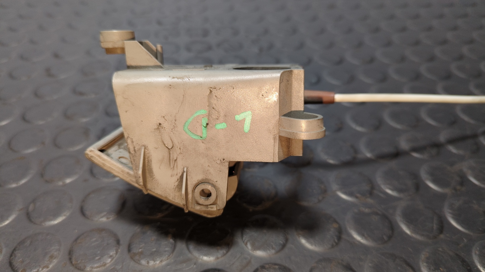 MANETA INTERIOR DELANTERA DERECHA VOLKSWAGEN LT CAJA ABIERTA (MOD. 1997) - vista 4