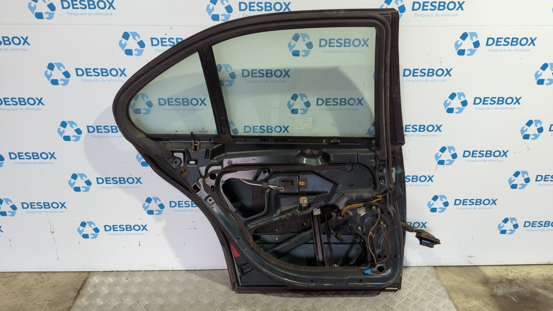 PUERTA TRASERA DERECHA BMW SERIE 5 BERLINA (E39) - vista 6