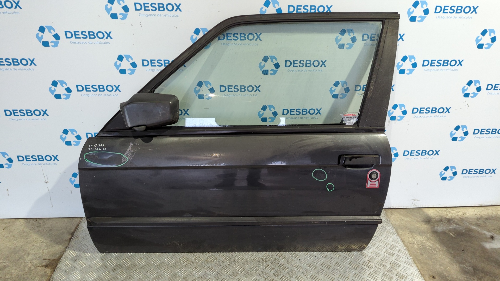 PUERTA DELANTERA IZQUIERDA BMW SERIE 3 BERLINA (E30)