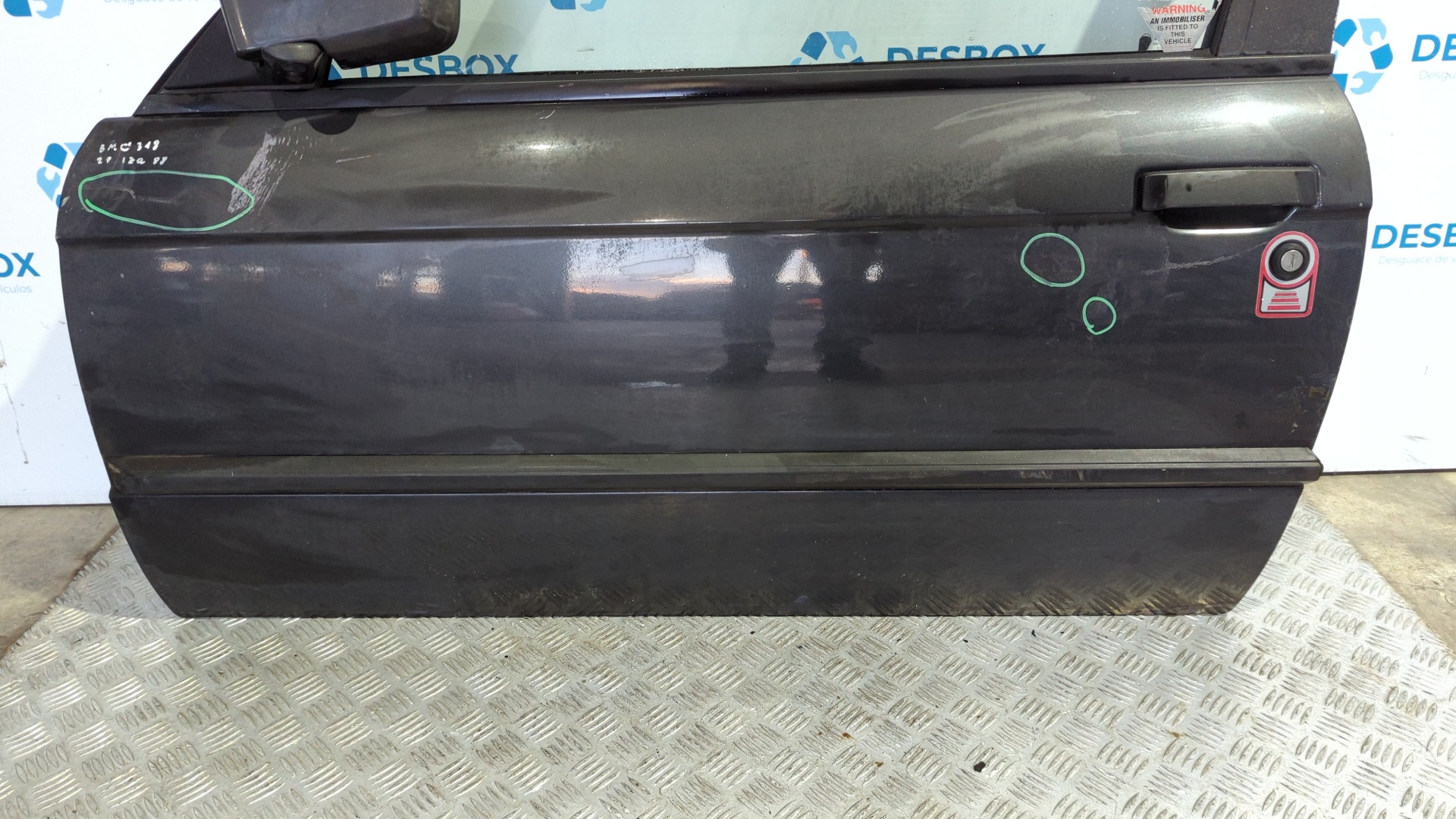 PUERTA DELANTERA IZQUIERDA BMW SERIE 3 BERLINA (E30) - vista 2