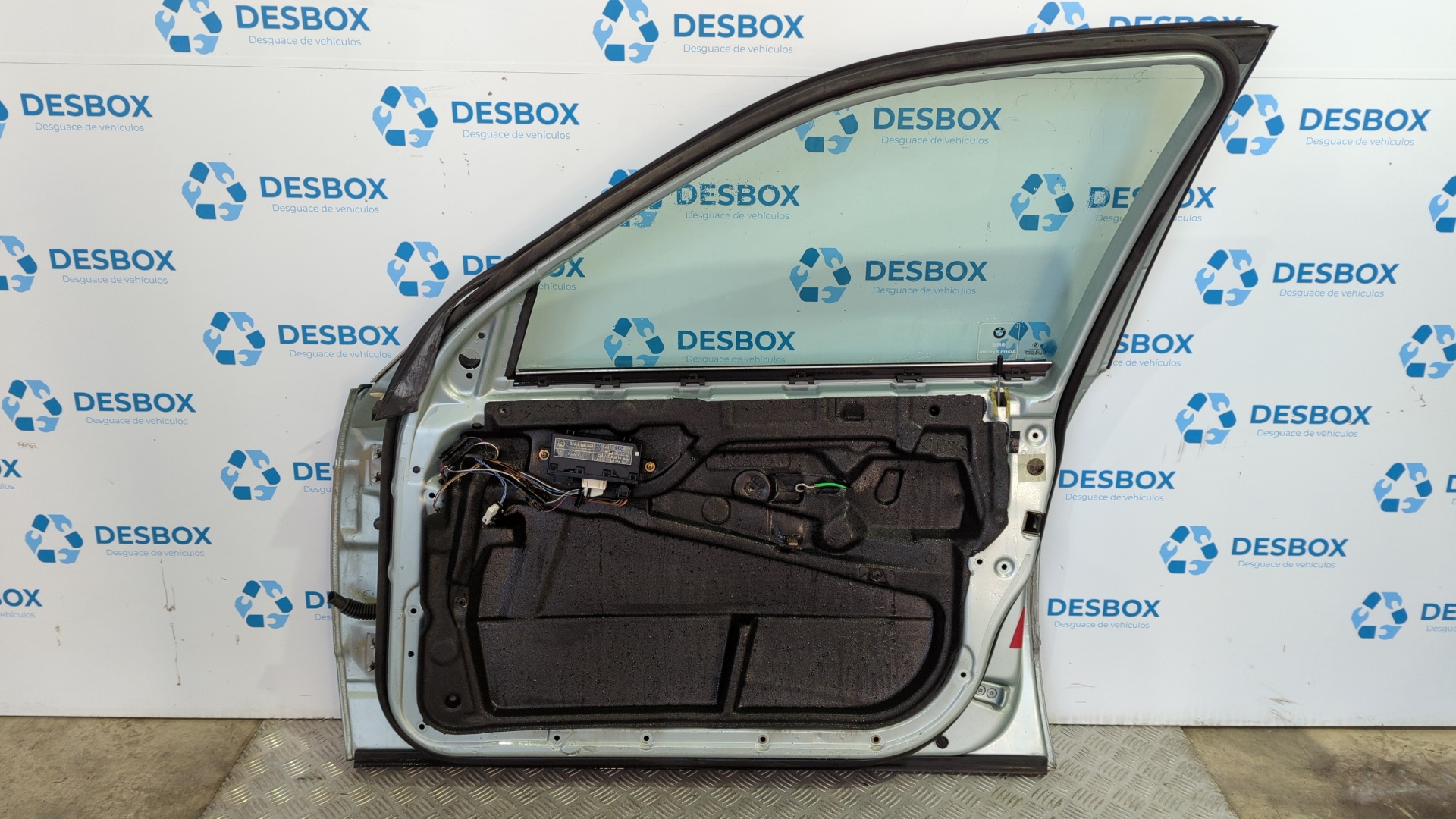 PUERTA DELANTERA DERECHA BMW SERIE 5 BERLINA (E39) - vista 3