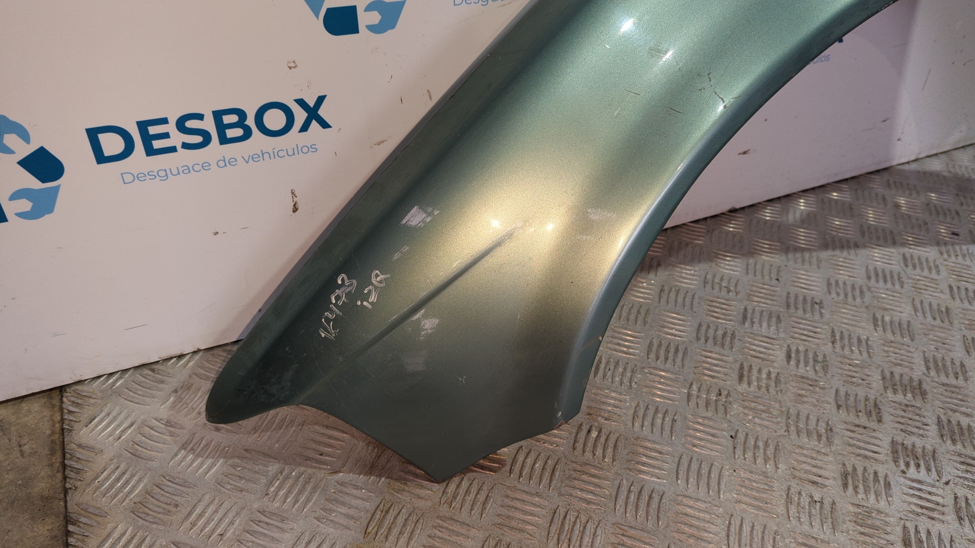 ALETA DELANTERA IZQUIERDA BMW SERIE 3 BERLINA (E36) - vista 2