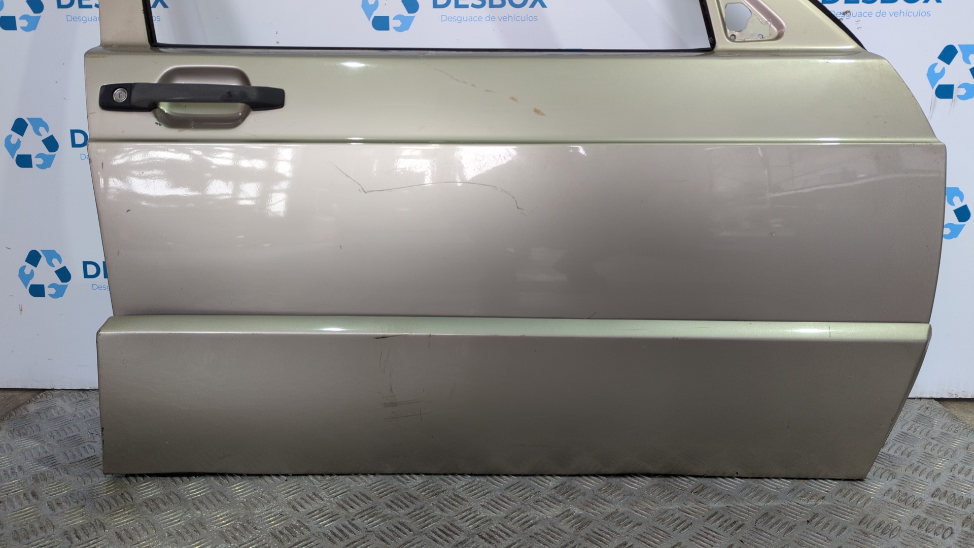 PUERTA DELANTERA DERECHA MERCEDES-BENZ CLASE C (W201) - vista 2