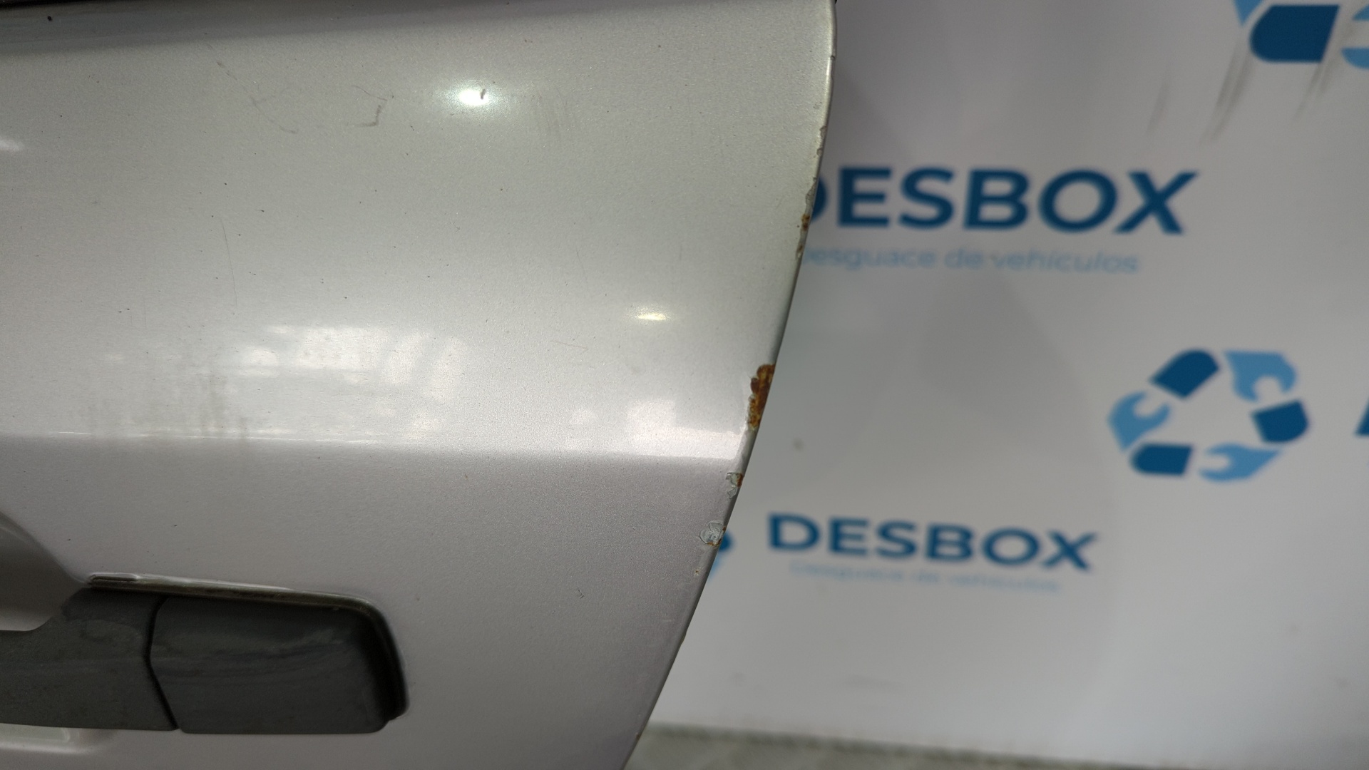 PUERTA TRASERA IZQUIERDA MERCEDES-BENZ CLASE E (W124) - vista 3