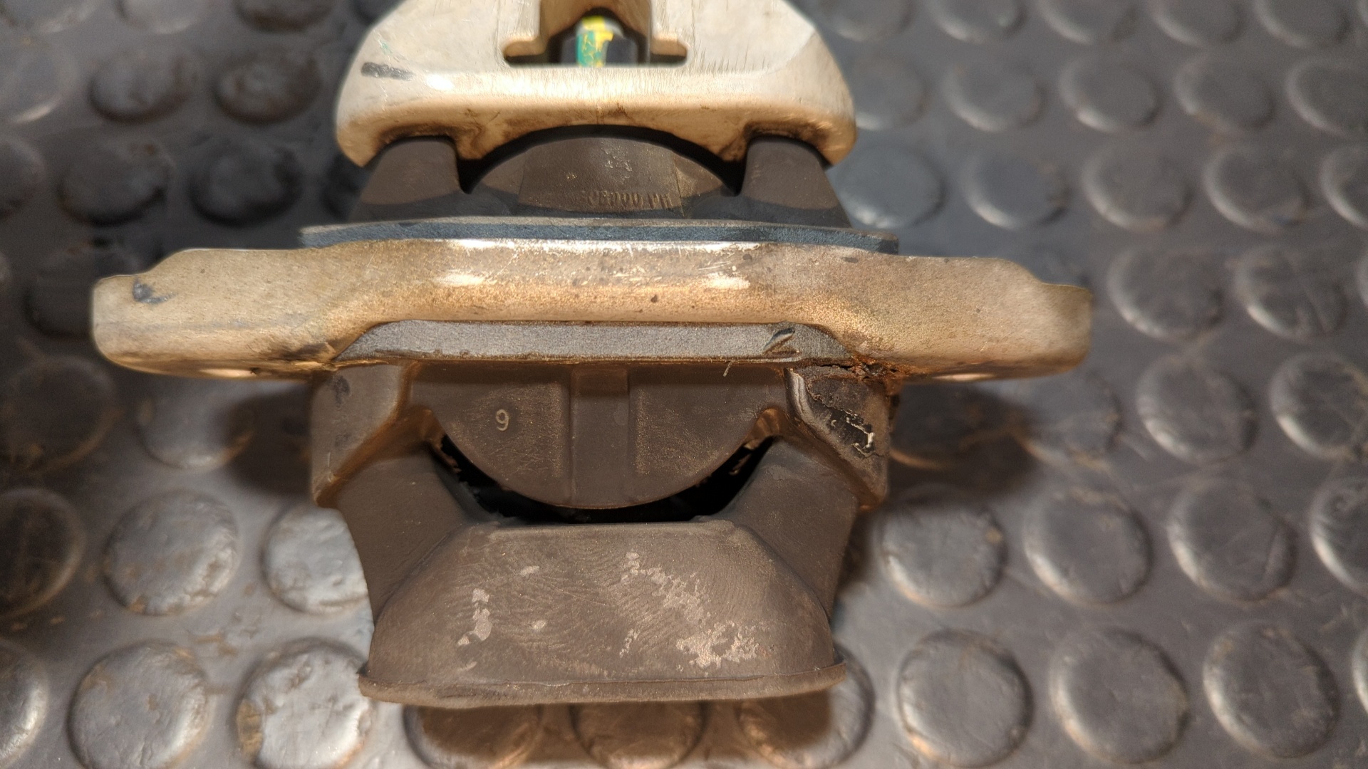 SOPORTE CAMBIO HYUNDAI I20 - vista 3