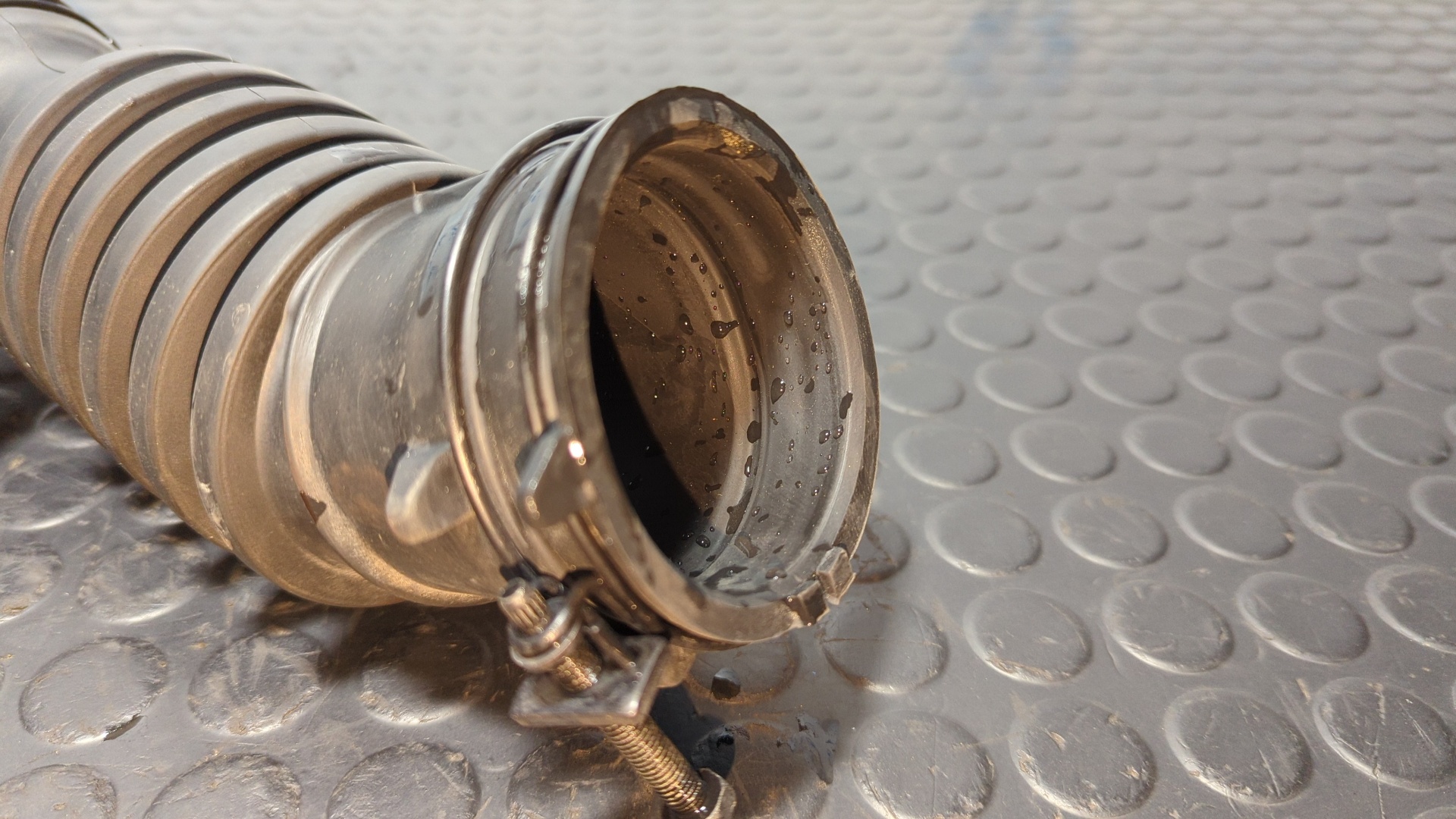 TUBO ASPIRACION ADMISION HYUNDAI I20 - vista 4