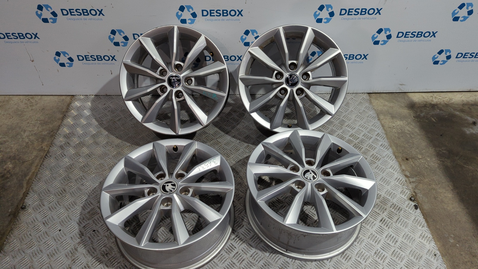 JUEGO LLANTAS SKODA OCTAVIA BERLINA (1Z3)