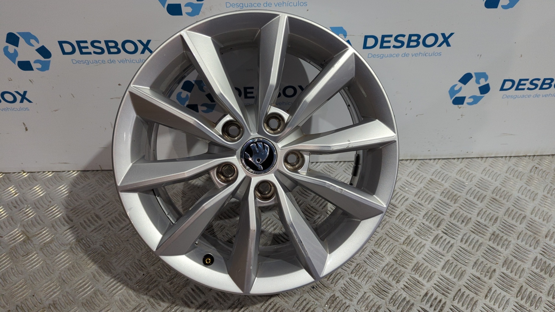 JUEGO LLANTAS SKODA OCTAVIA BERLINA (1Z3) - vista 4