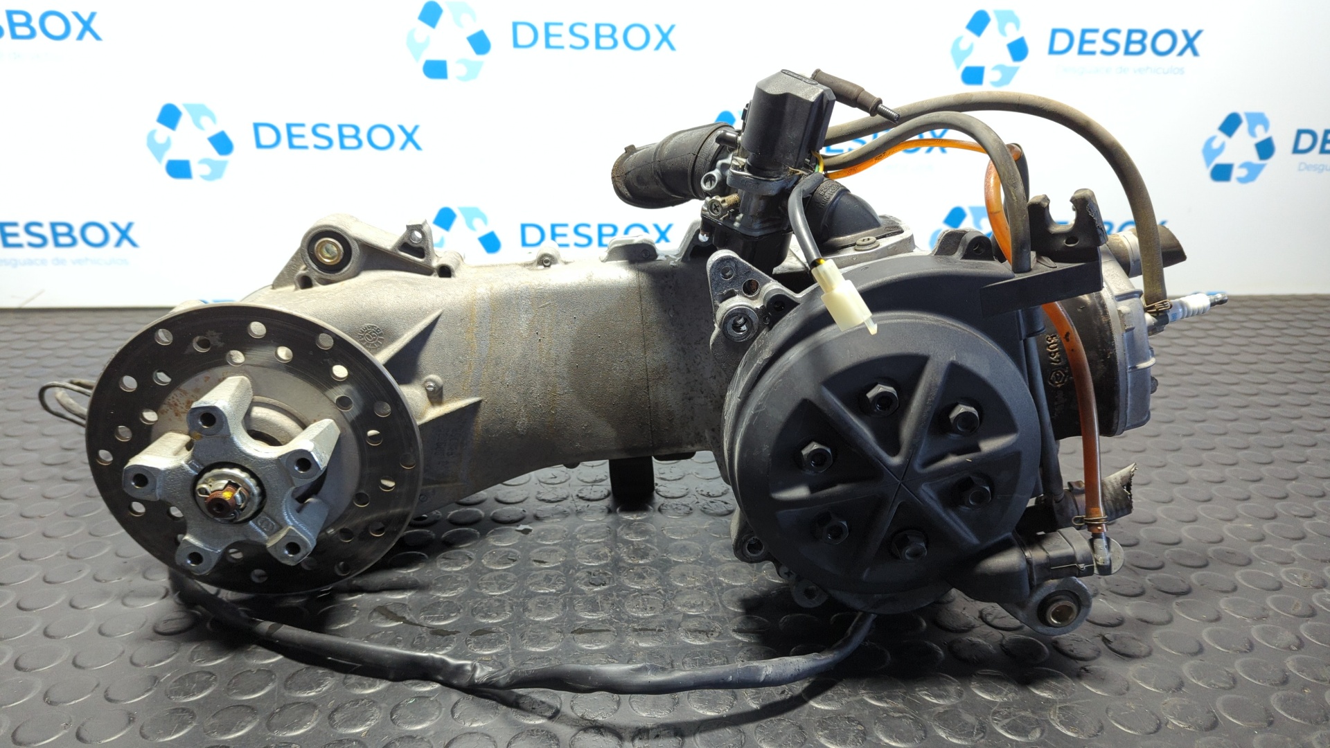 MOTOR  PIAGGIO (VESPA) NRG - vista 2