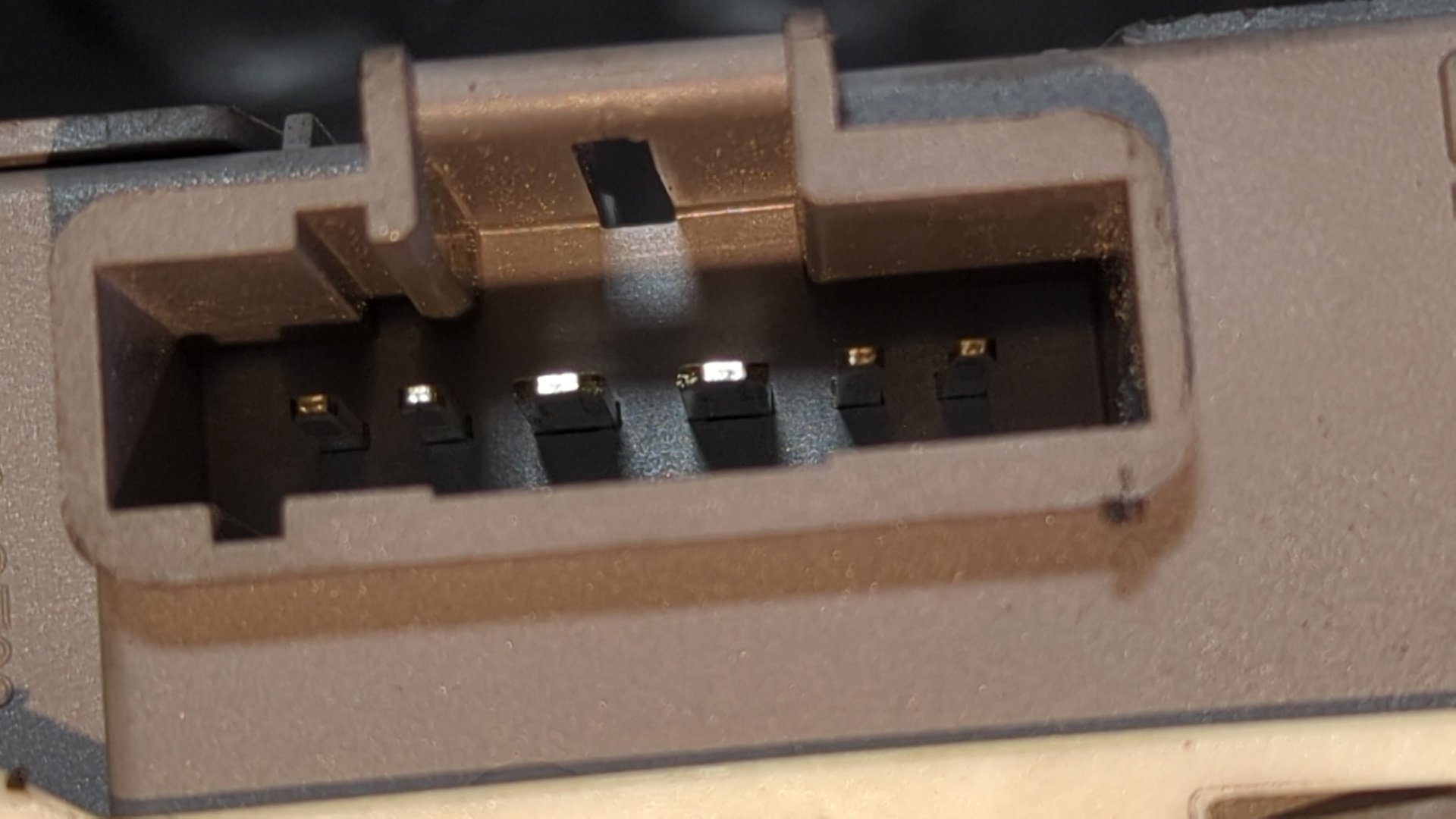 MOTOR ELEVALUNAS DELANTERO DERECHO LAND ROVER DISCOVERY - vista 3